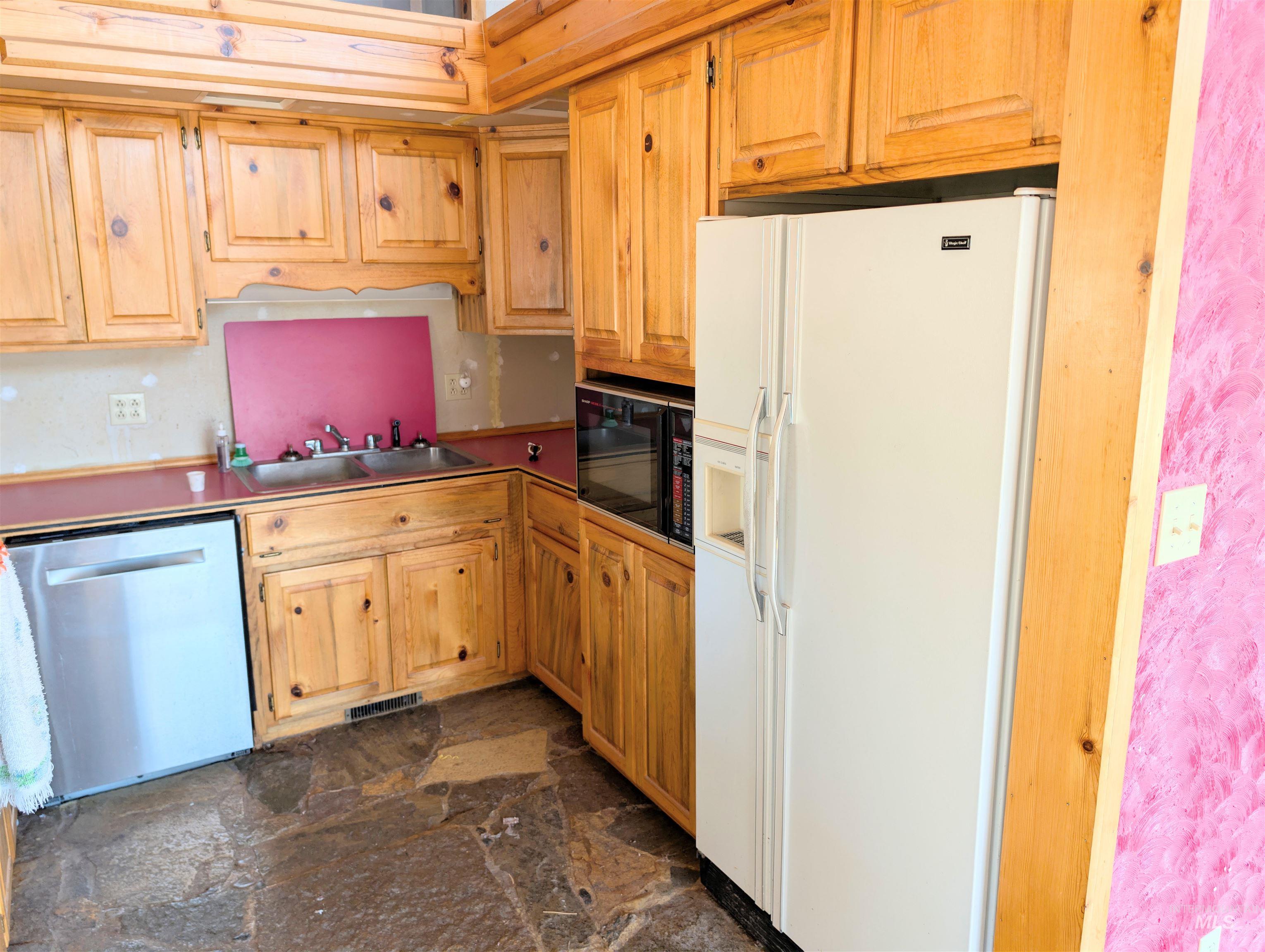 116 Derby Rd Property Photo 12