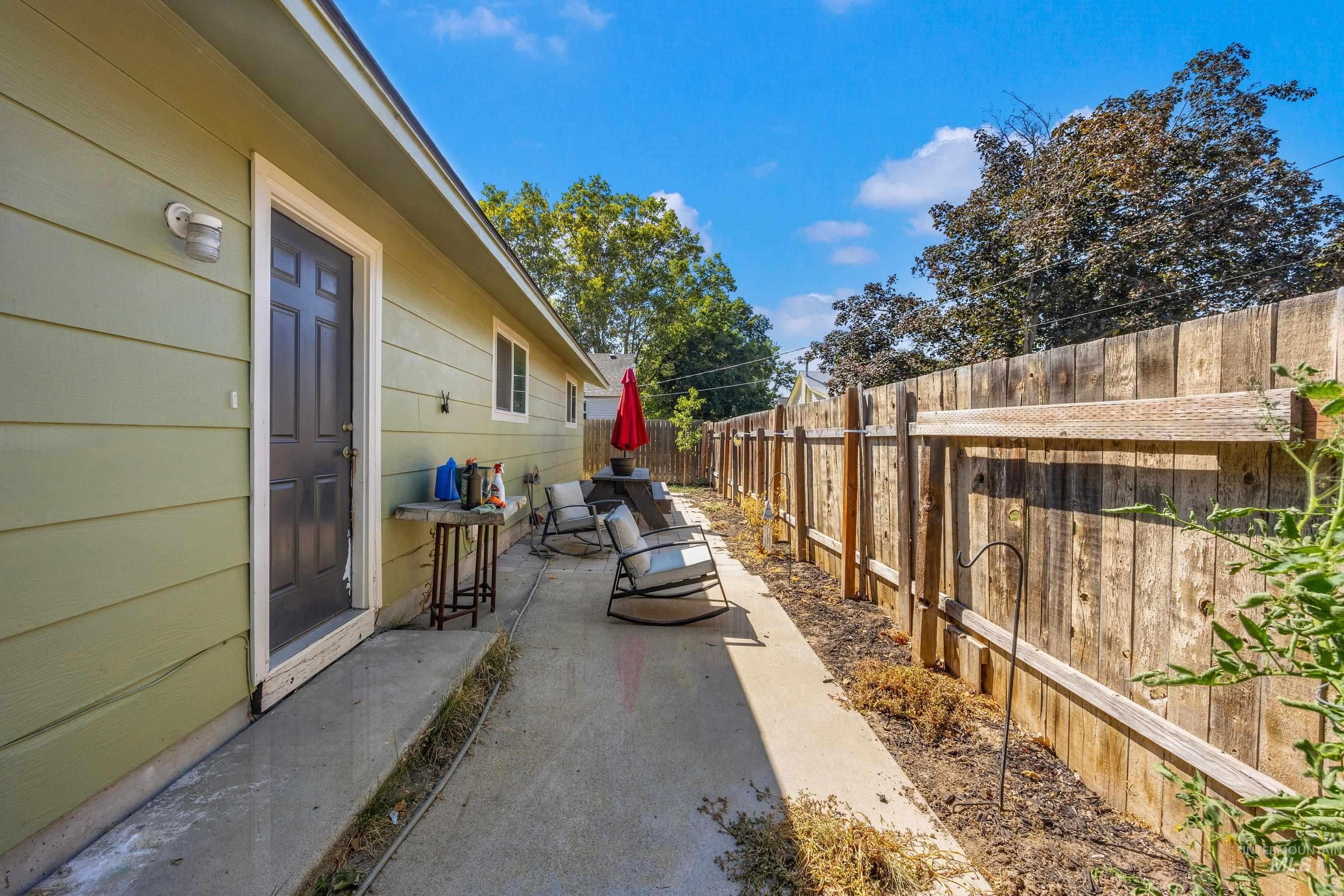 508 E. Washington Ave. Property Photo 17