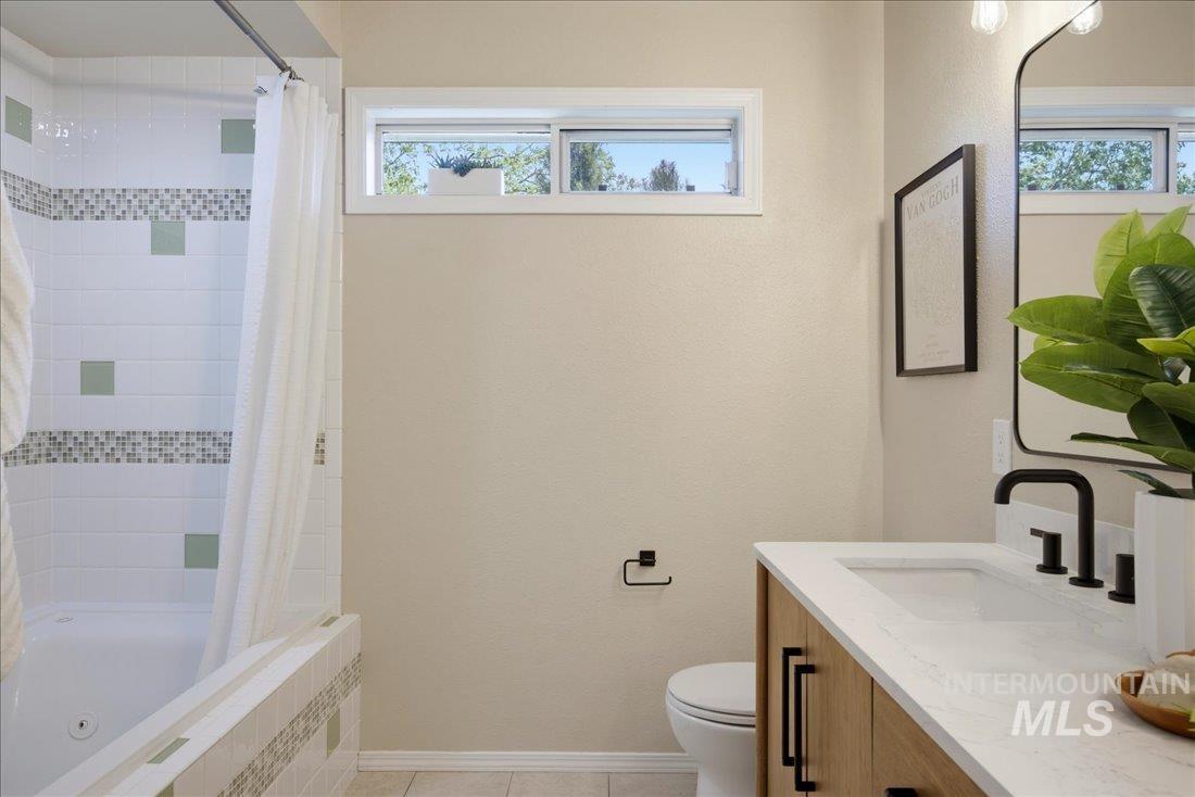 403 W Arizona Ln Property Photo 21