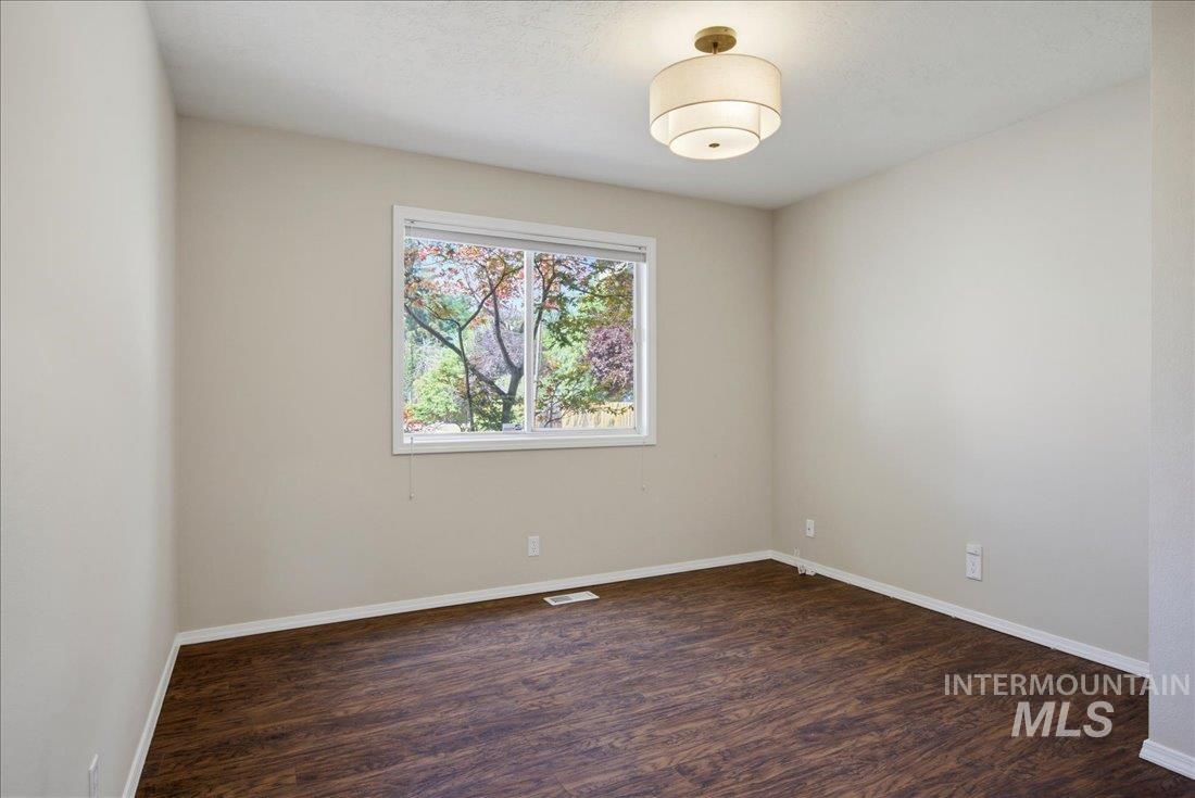 403 W Arizona Ln Property Photo 23