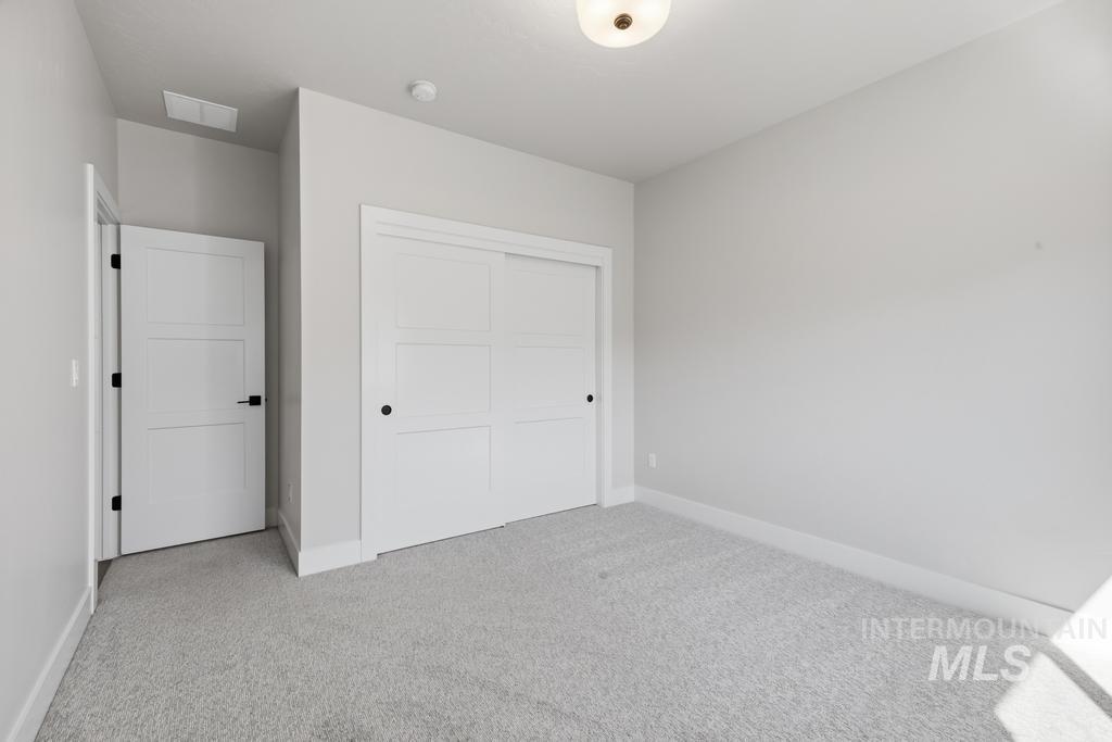 1250 N Parkshire Way Property Photo 31