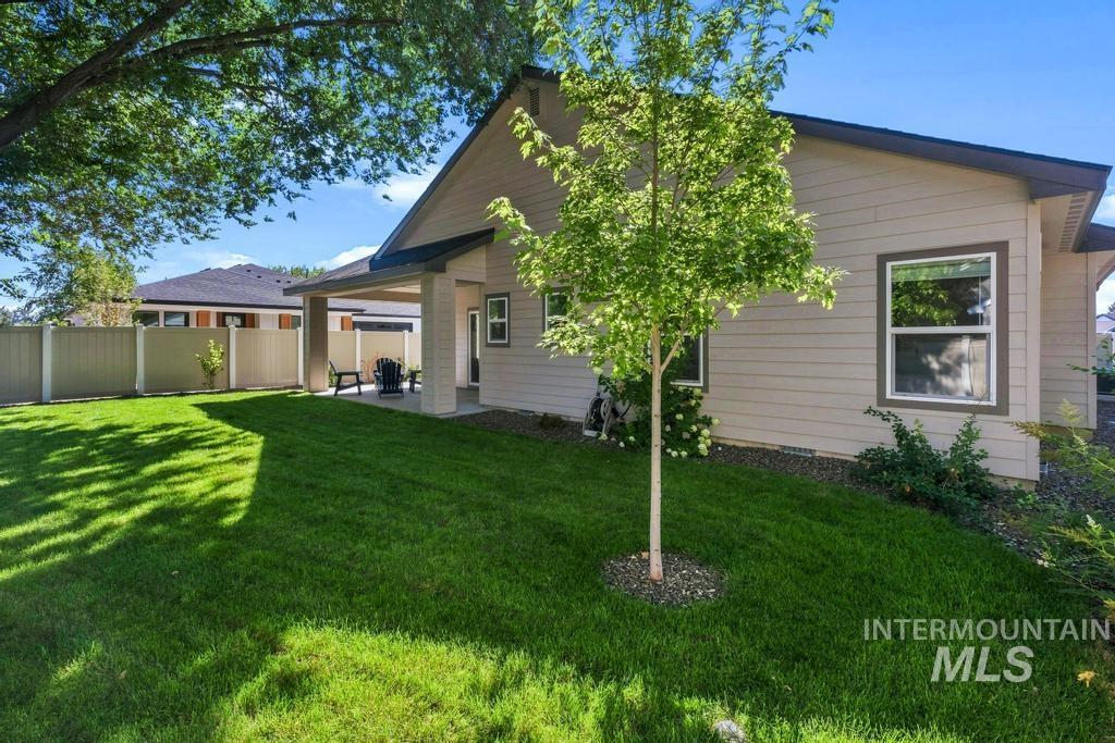 1250 N Parkshire Way Property Photo 39
