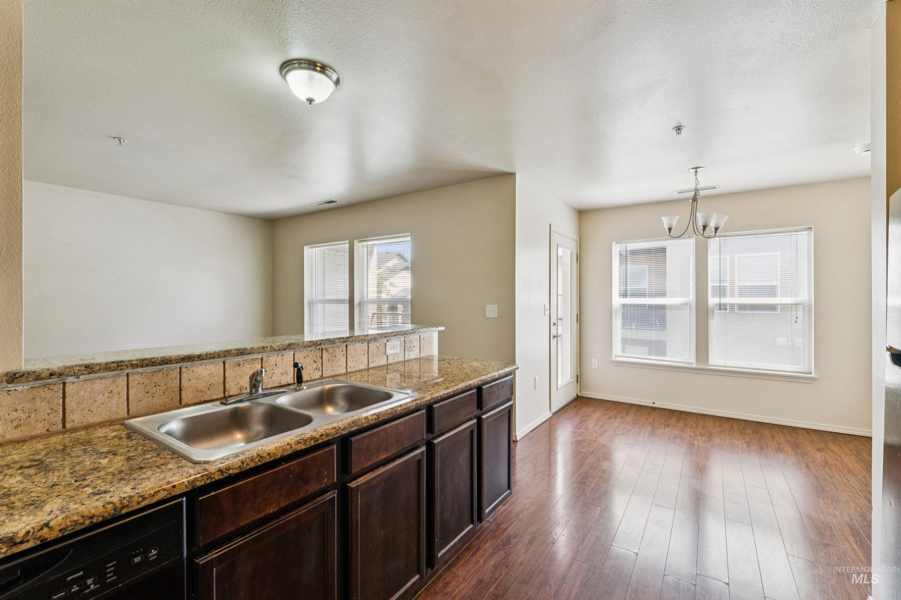 11187 W Brassy Cove Loop Property Photo 8
