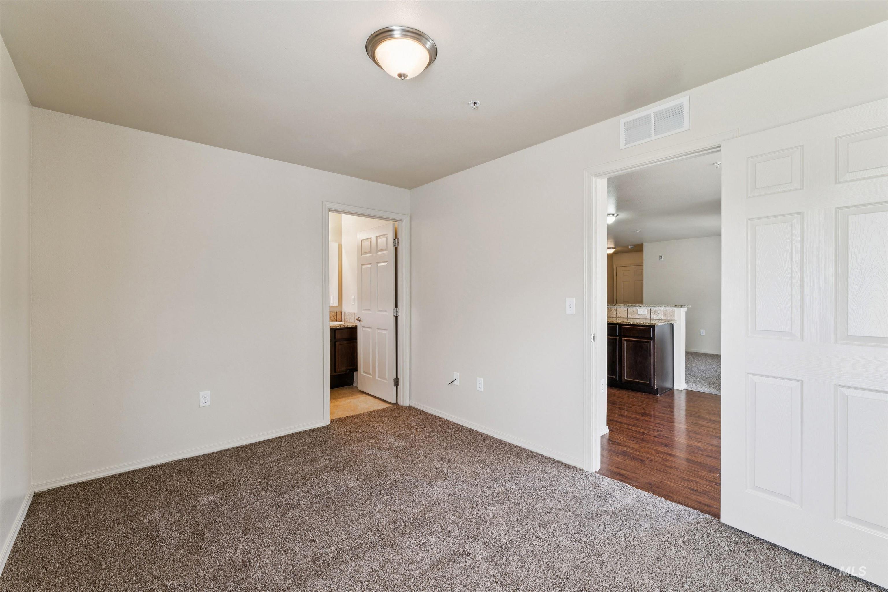 11187 W Brassy Cove Loop Property Photo 9