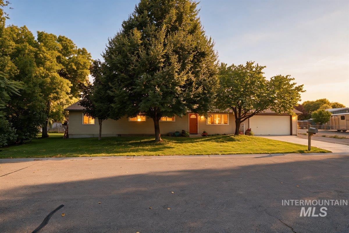 12648 S Sonora Ave Property Photo 1