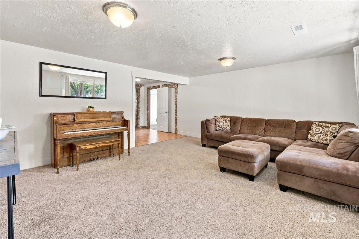 12648 S Sonora Ave Property Photo 37