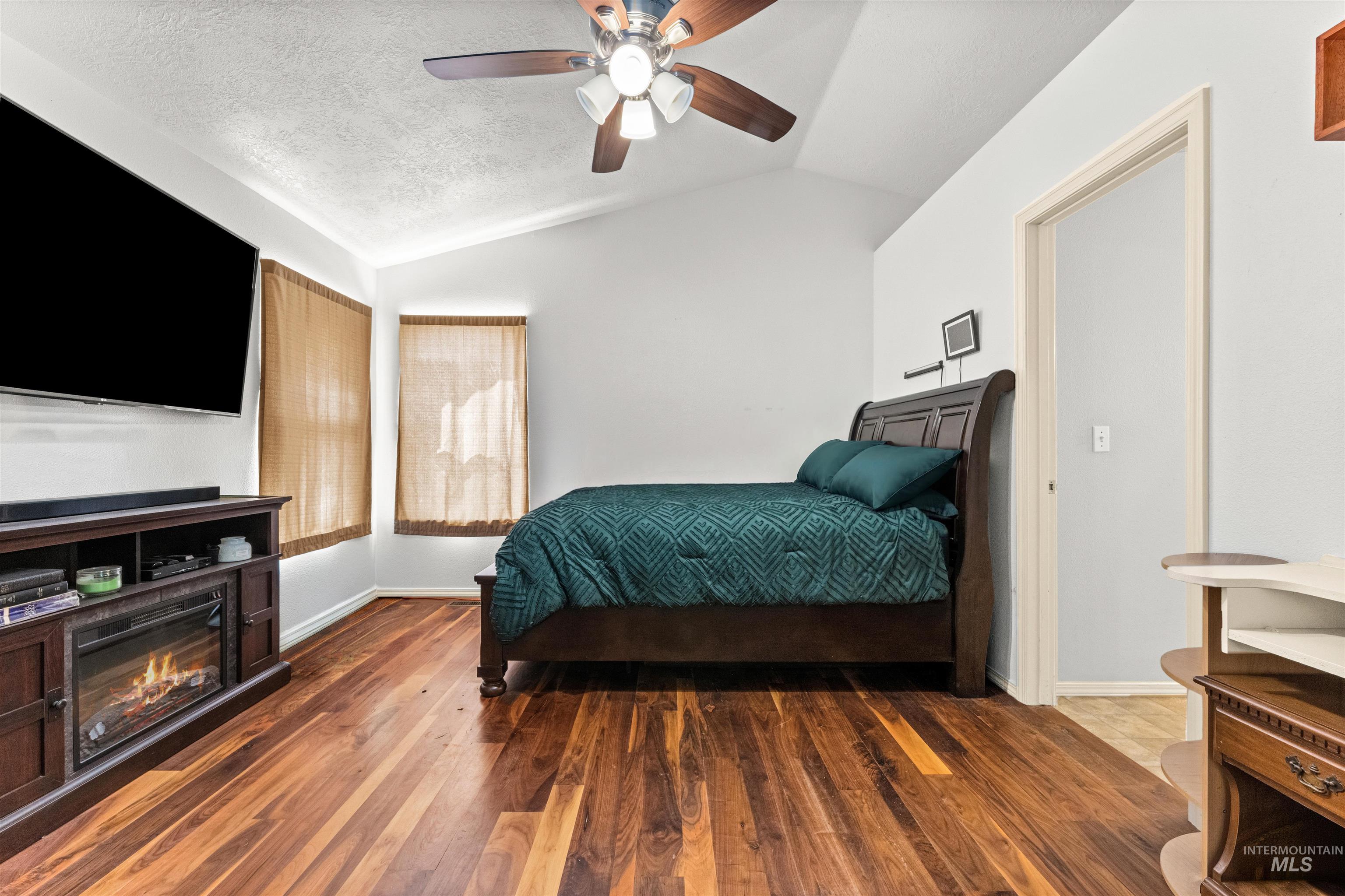 677 N Shady Grove Way Property Photo 25