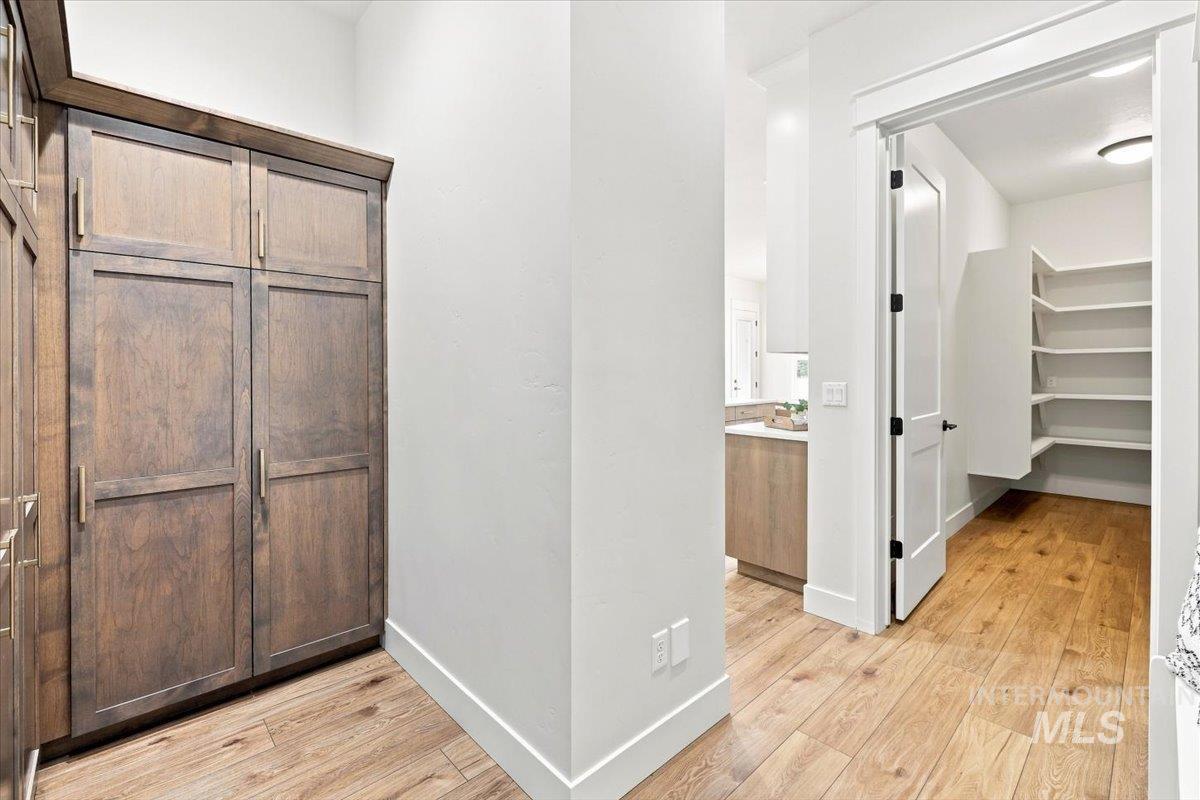 2751 N Yount Way Property Photo 16