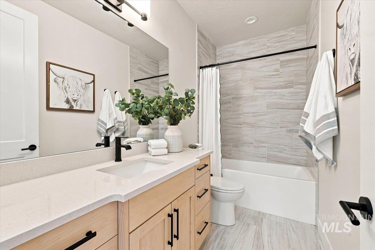 2751 N Yount Way Property Photo 35