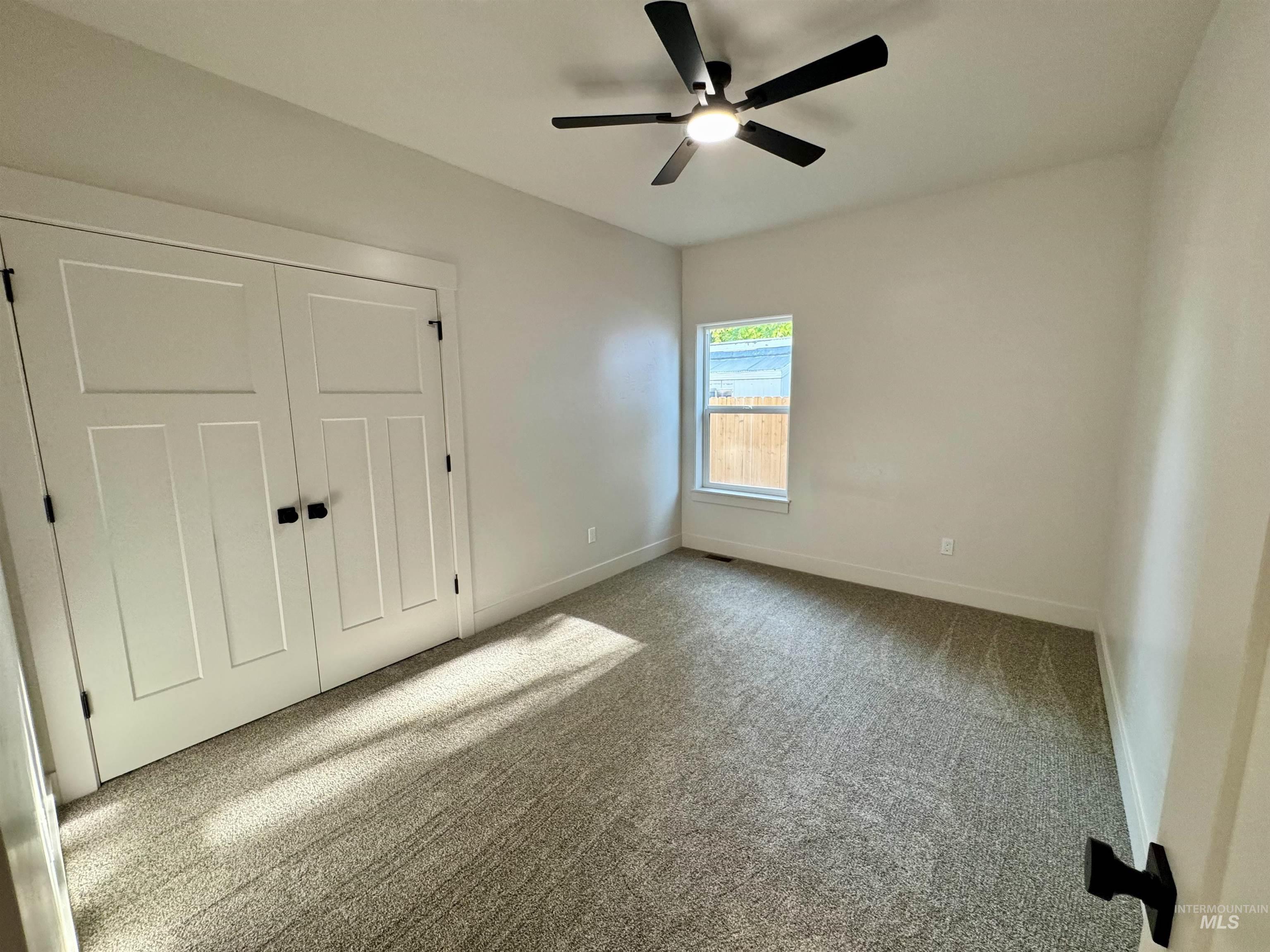 455 E C Avenue Property Photo 13