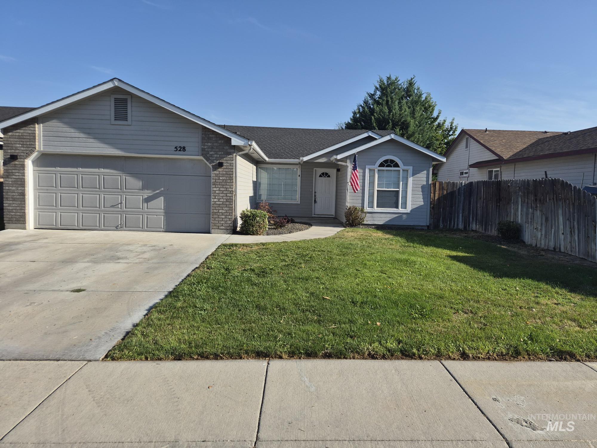 528 Pennsylvania Ct Property Photo 1