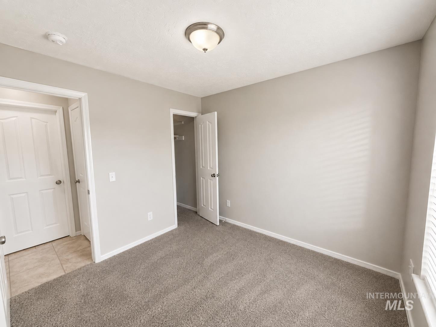 528 Pennsylvania Ct Property Photo 18