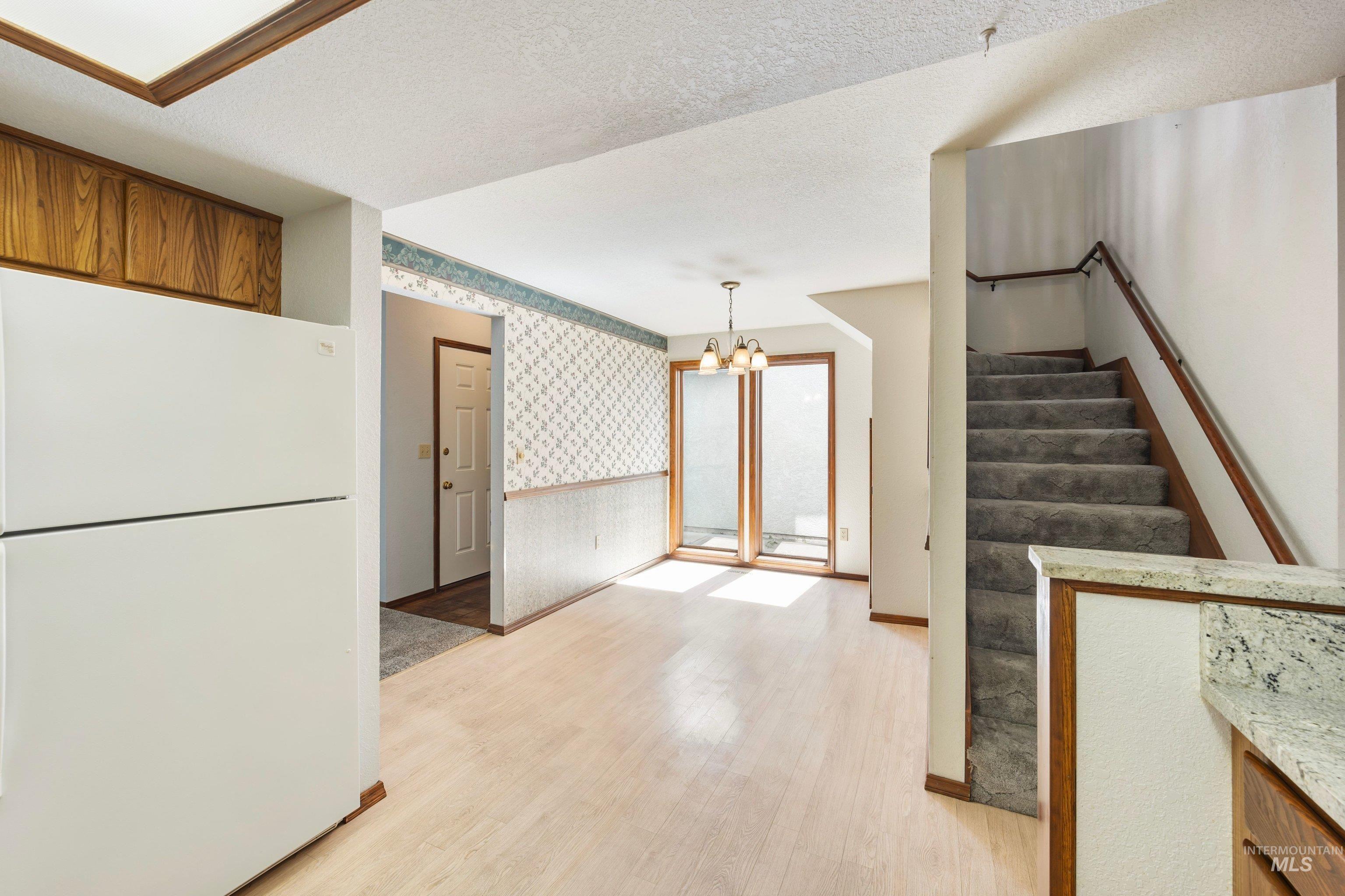 1518 S Kimball Ave Property Photo 8