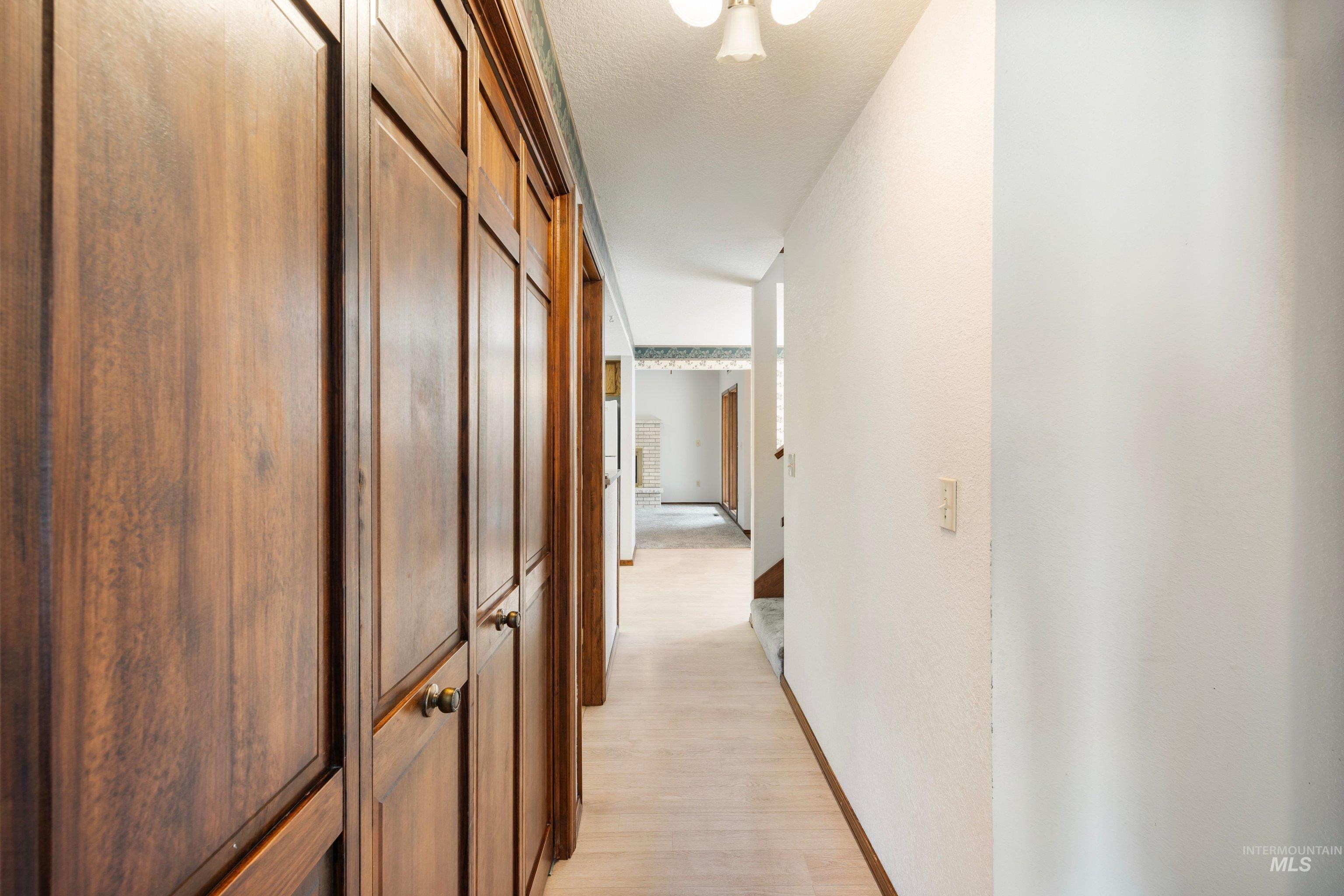 1518 S Kimball Ave Property Photo 15