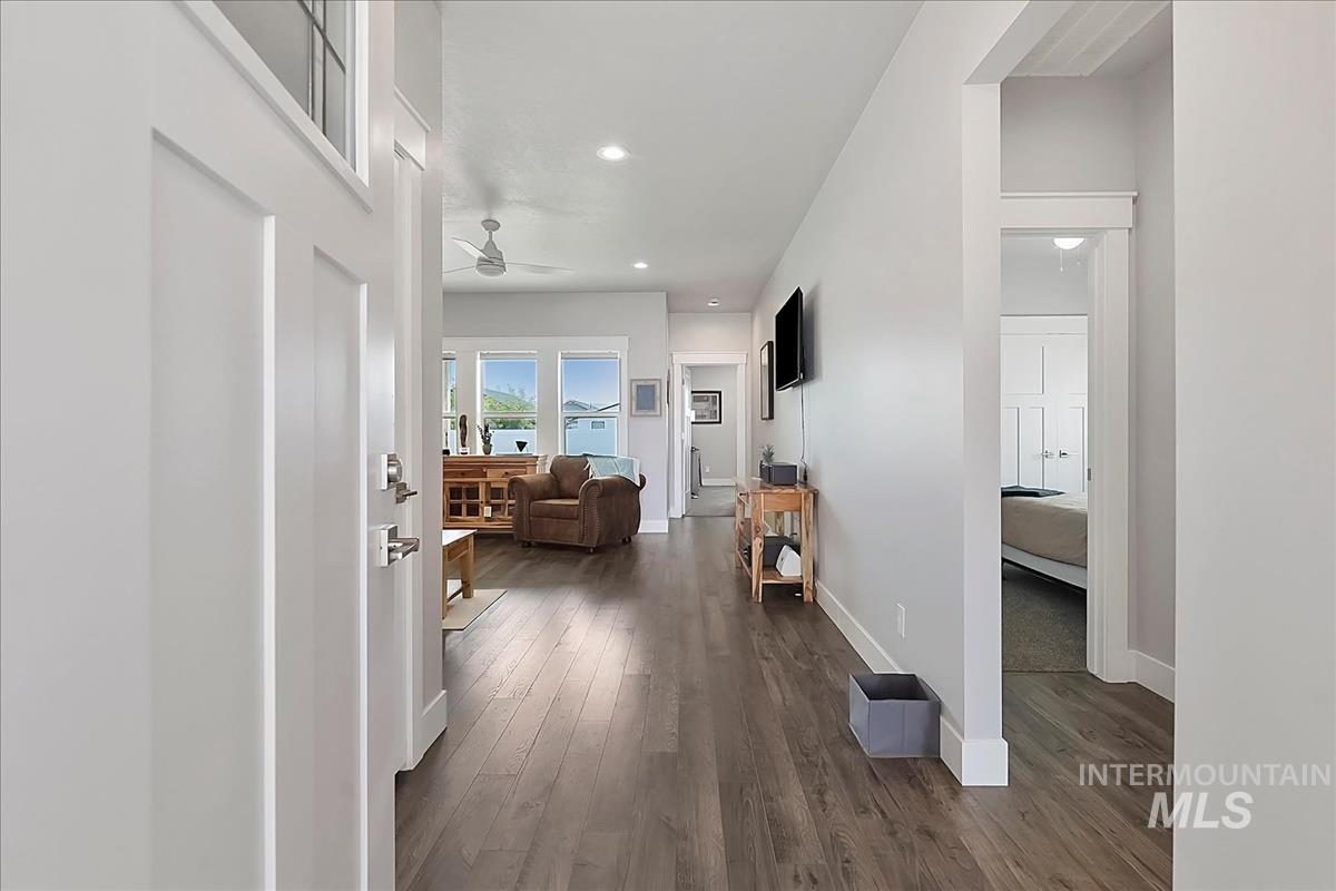 740 Sawgrass Court Property Photo 3