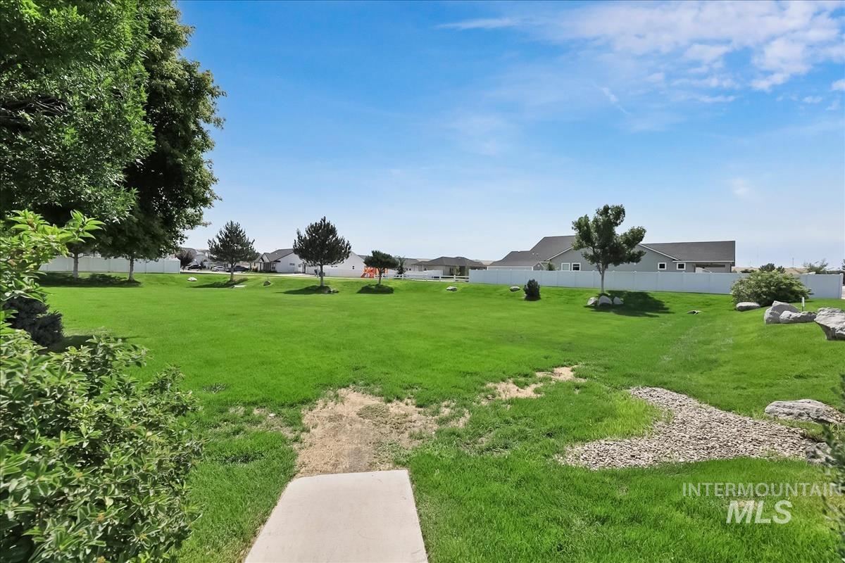 740 Sawgrass Court Property Photo 29
