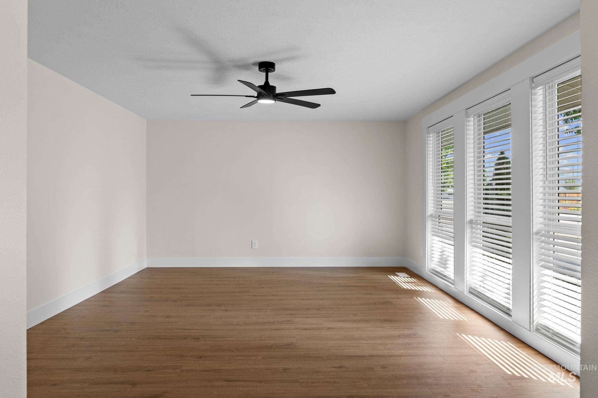 1675 S Country Terrace Way Property Photo 6