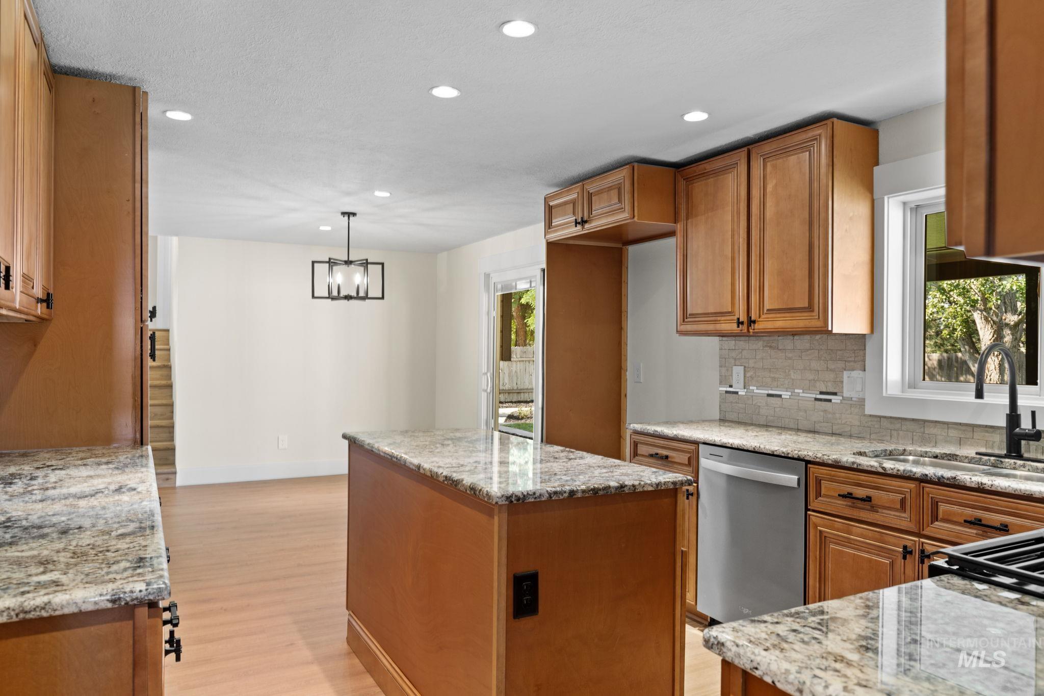 1675 S Country Terrace Way Property Photo 13