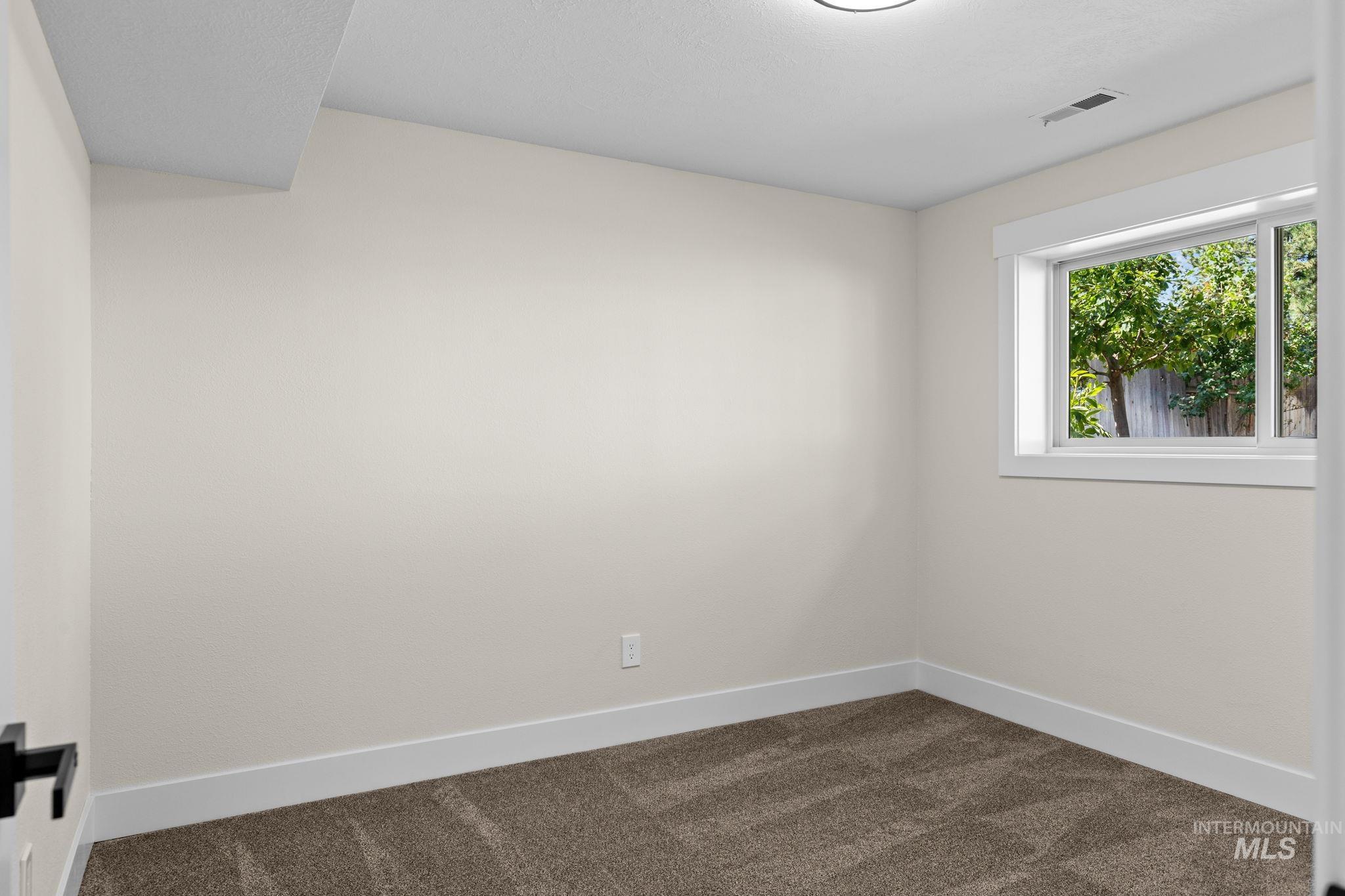 1675 S Country Terrace Way Property Photo 28