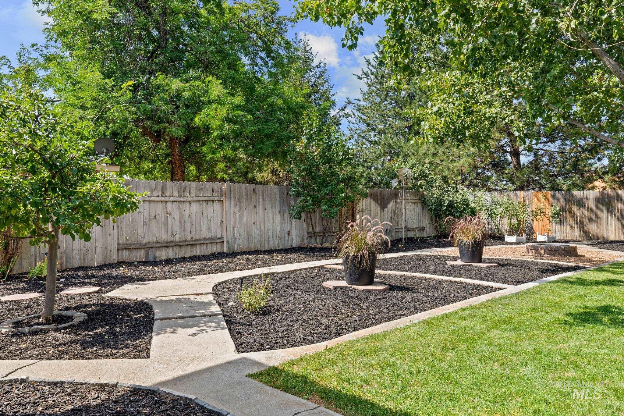 1675 S Country Terrace Way Property Photo 45