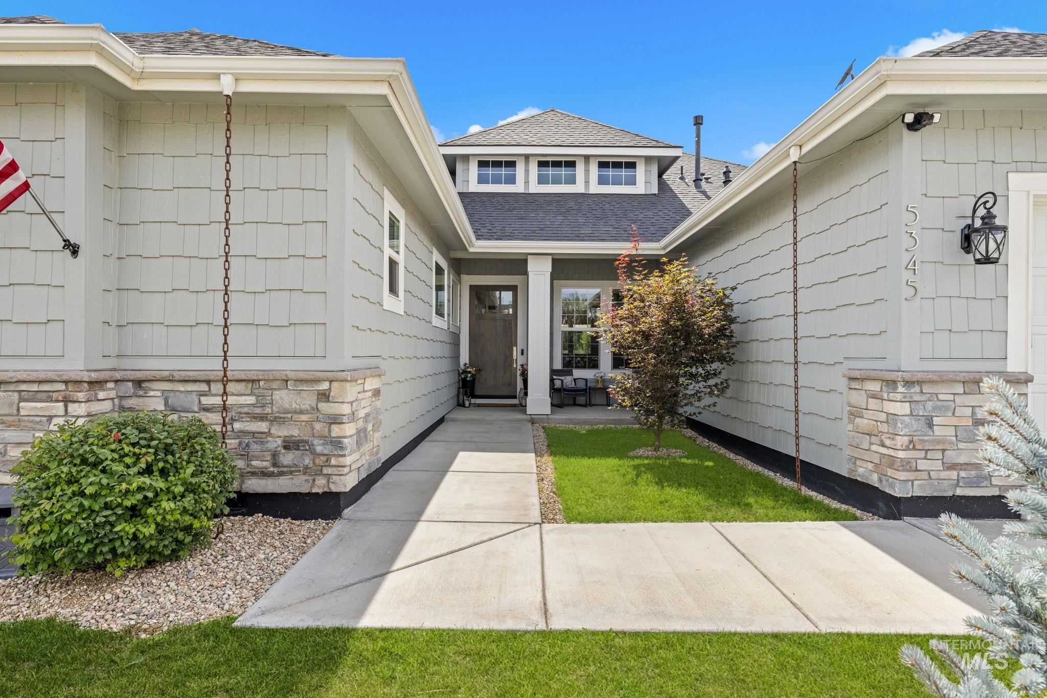 5345 S Mesa Trail Way Property Photo 3