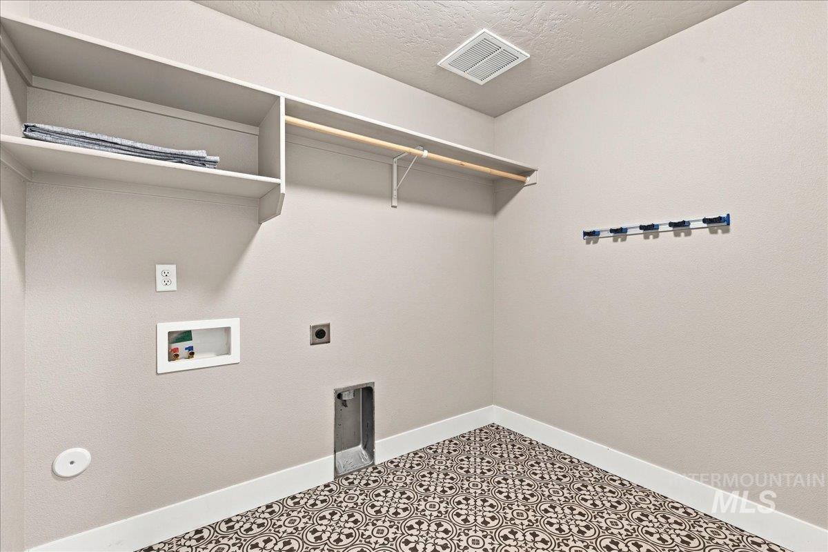 3795 E Berwick Dr Property Photo 29