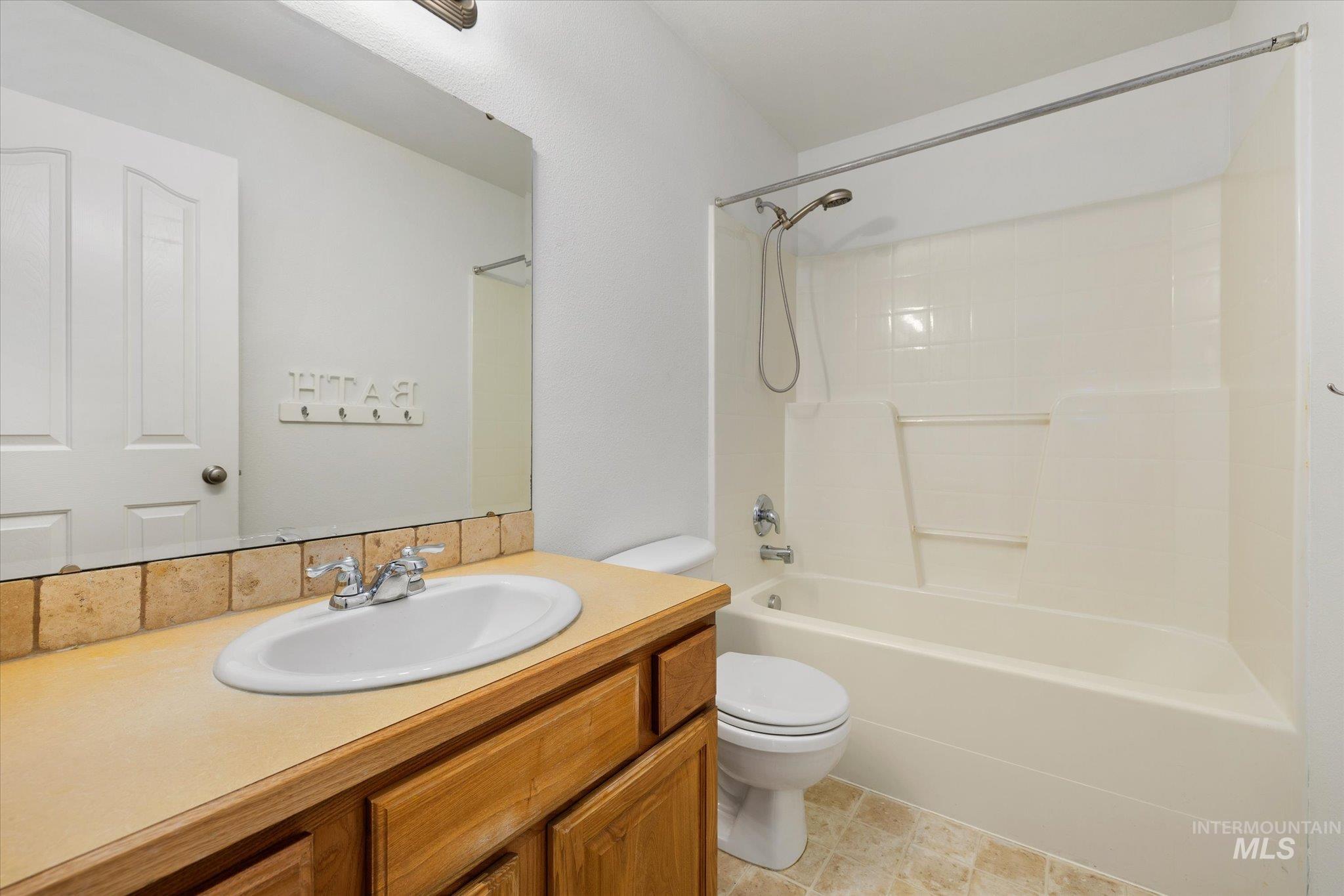 4401 E Burgundy Dr Property Photo 29