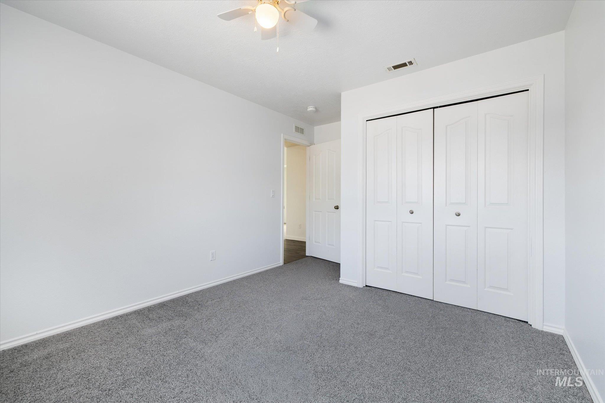 4401 E Burgundy Dr Property Photo 35