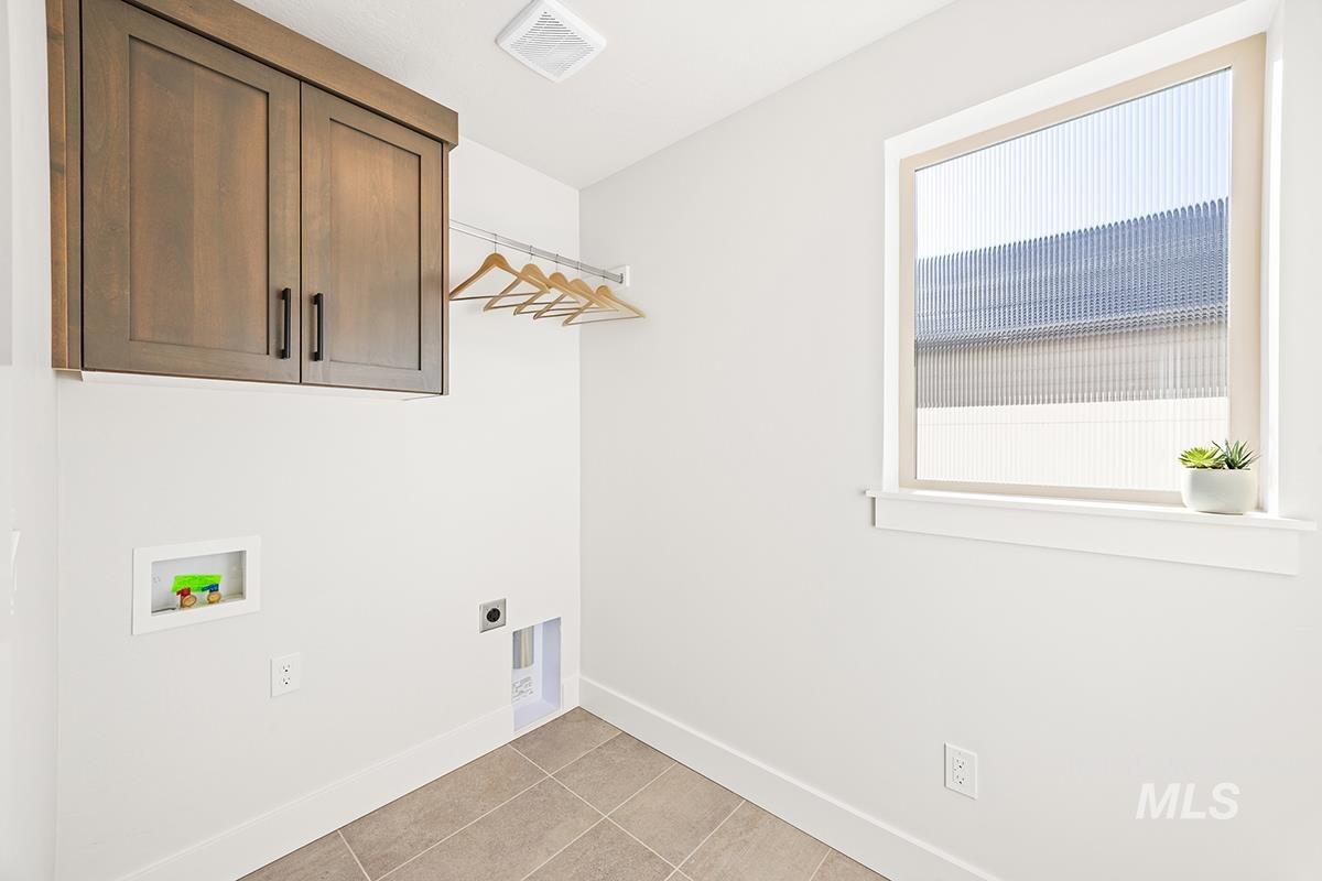 3552 S Cedarhurst Lane Property Photo 17