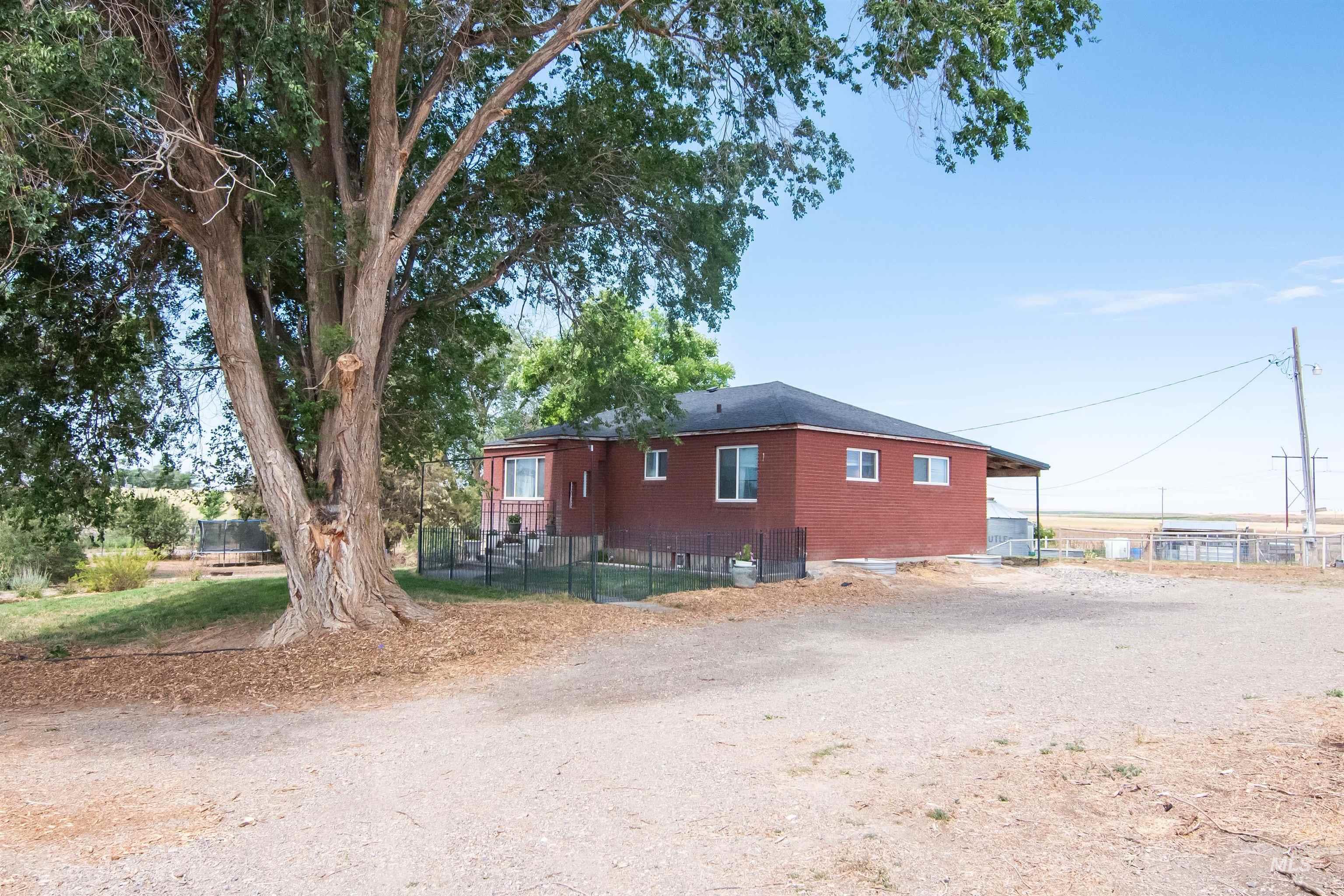 118 S 2900 E Property Photo 16