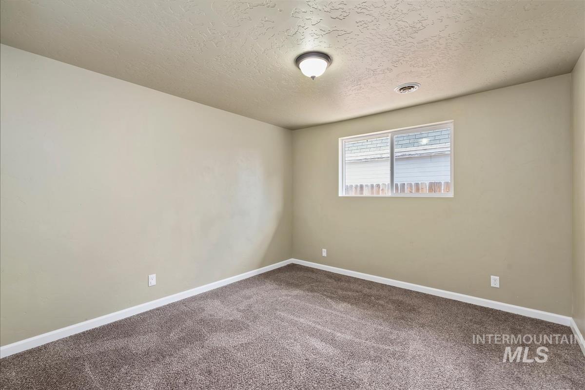 1512 8th St. S. Property Photo 8
