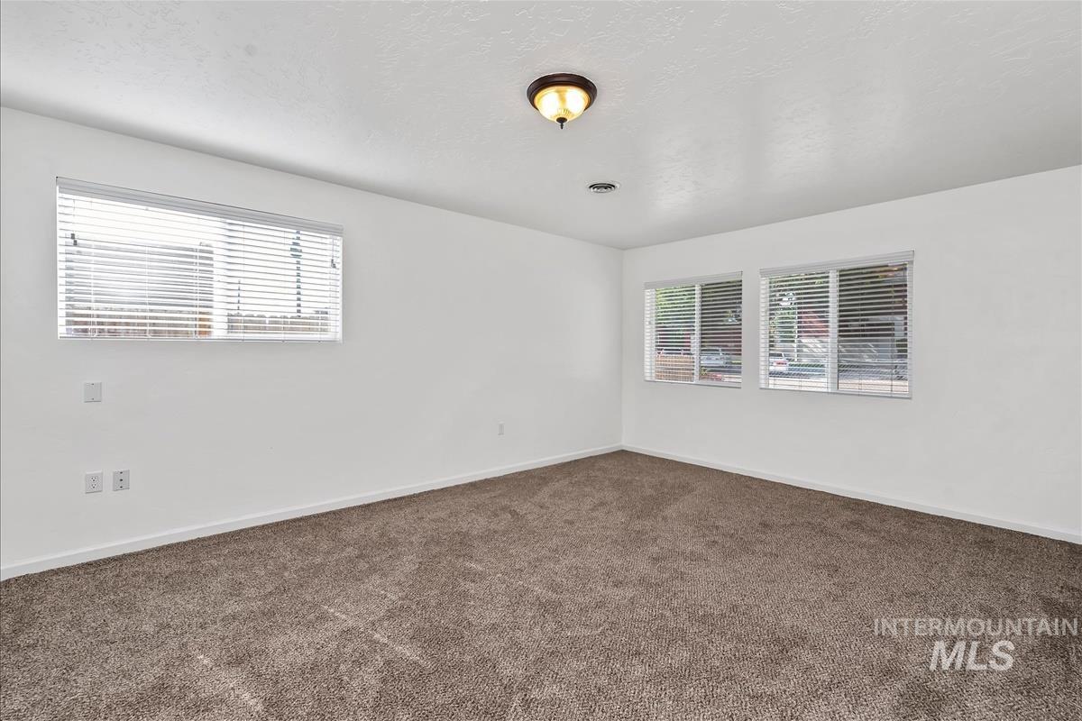 1512 8th St. S. Property Photo 14