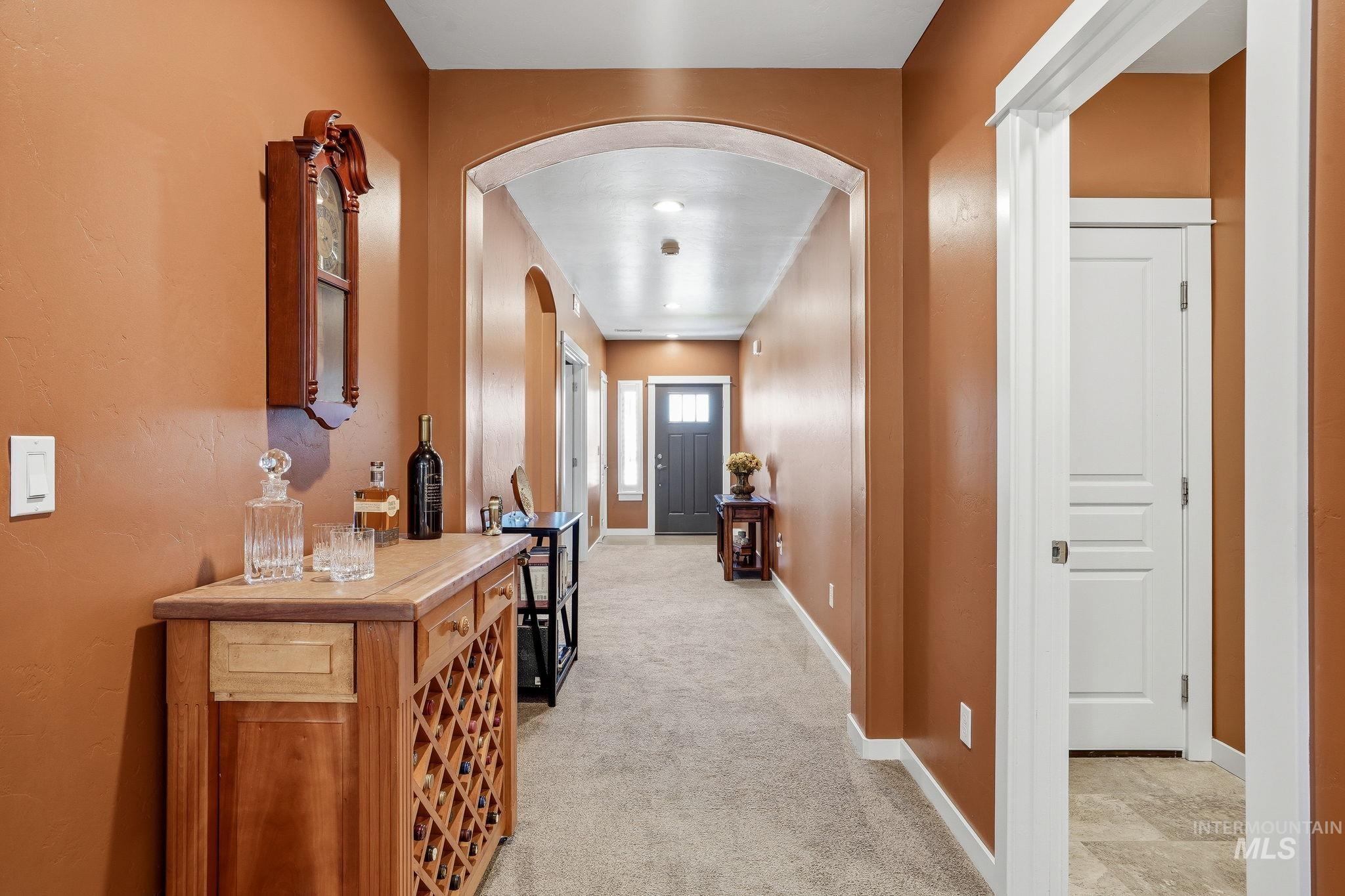 1603 W Cactus Property Photo 4