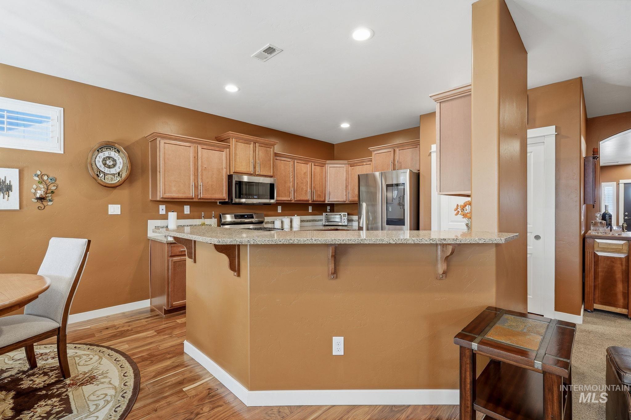 1603 W Cactus Property Photo 6