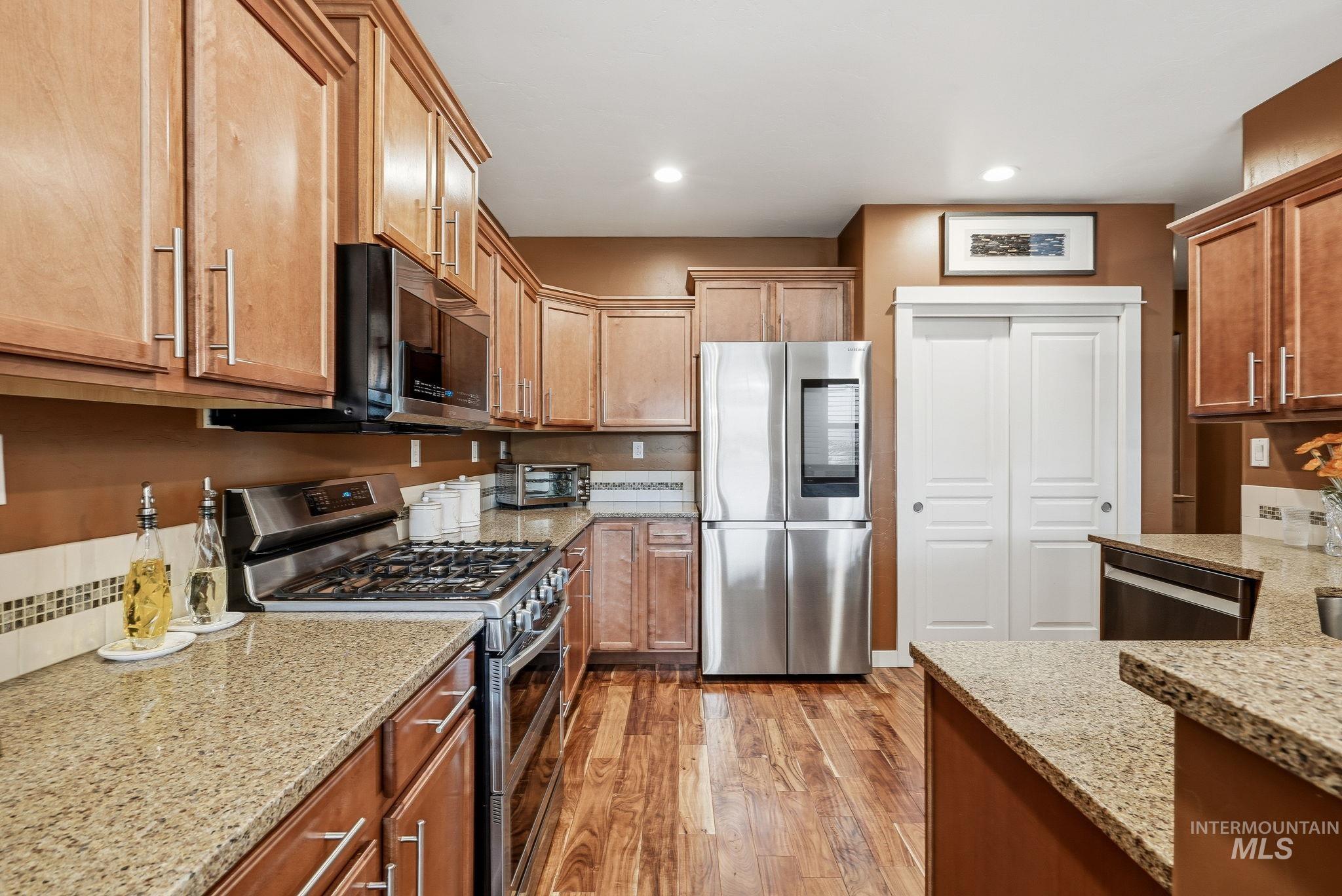 1603 W Cactus Property Photo 10