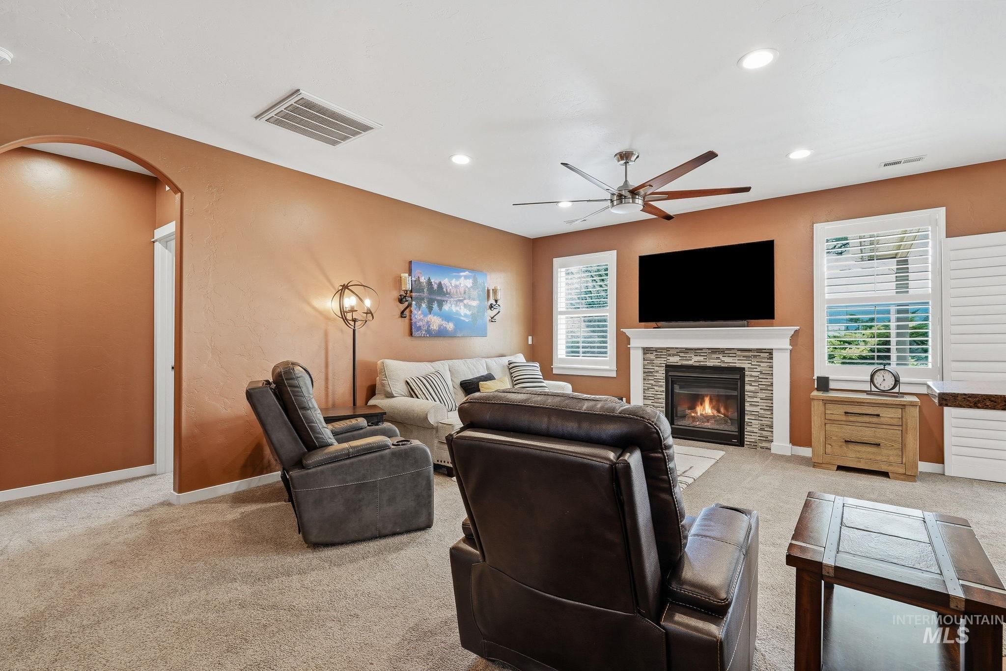 1603 W Cactus Property Photo 15