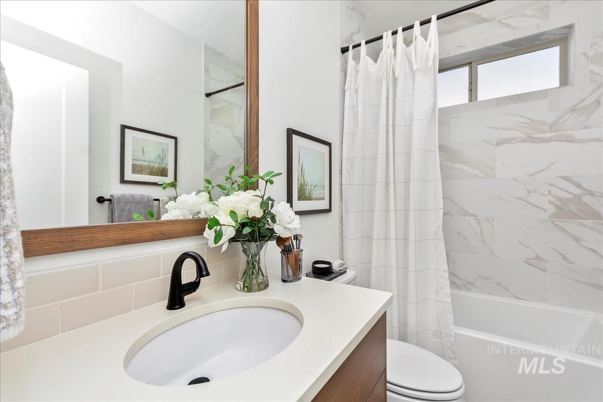 7315 Brown Way Property Photo 13
