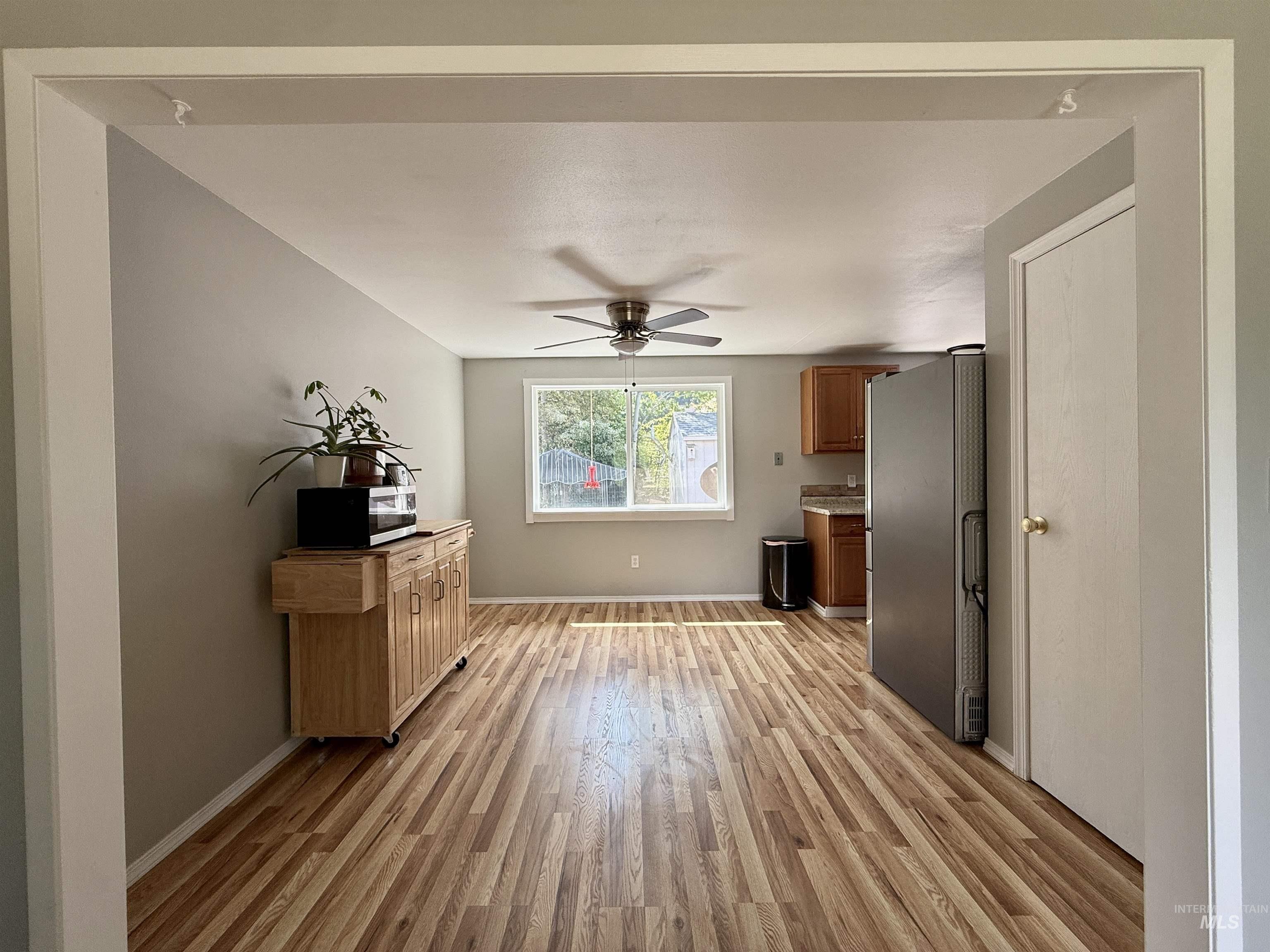 810 4th Ave Property Photo 5