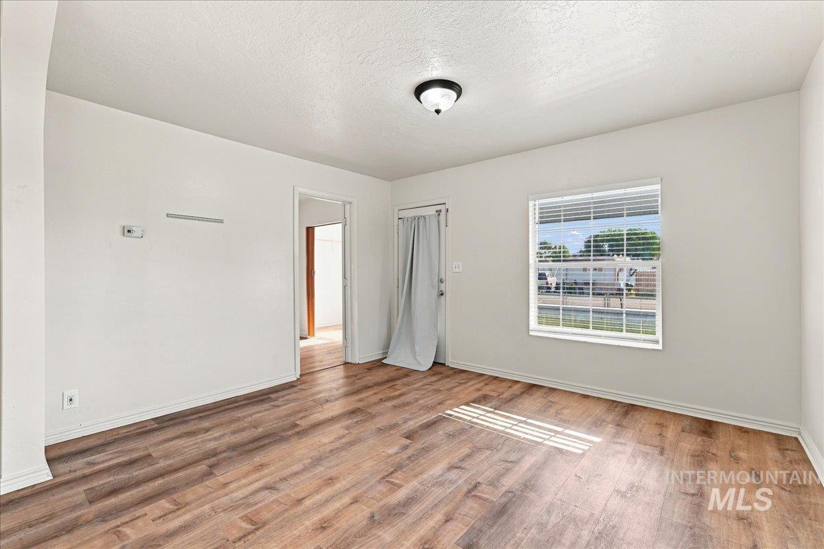 103 N Dewey Ave Property Photo 10