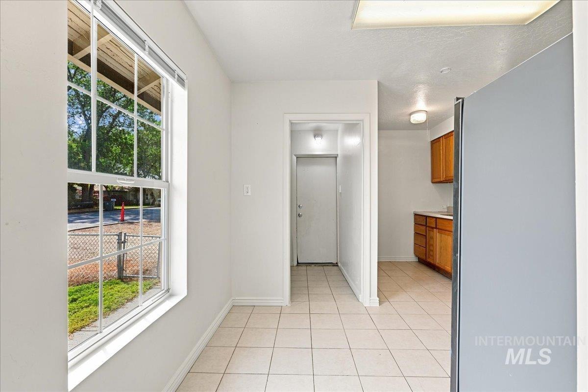 103 N Dewey Ave Property Photo 17