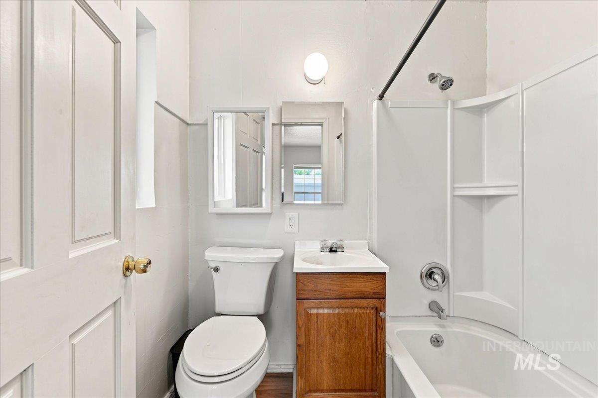 103 N Dewey Ave Property Photo 20