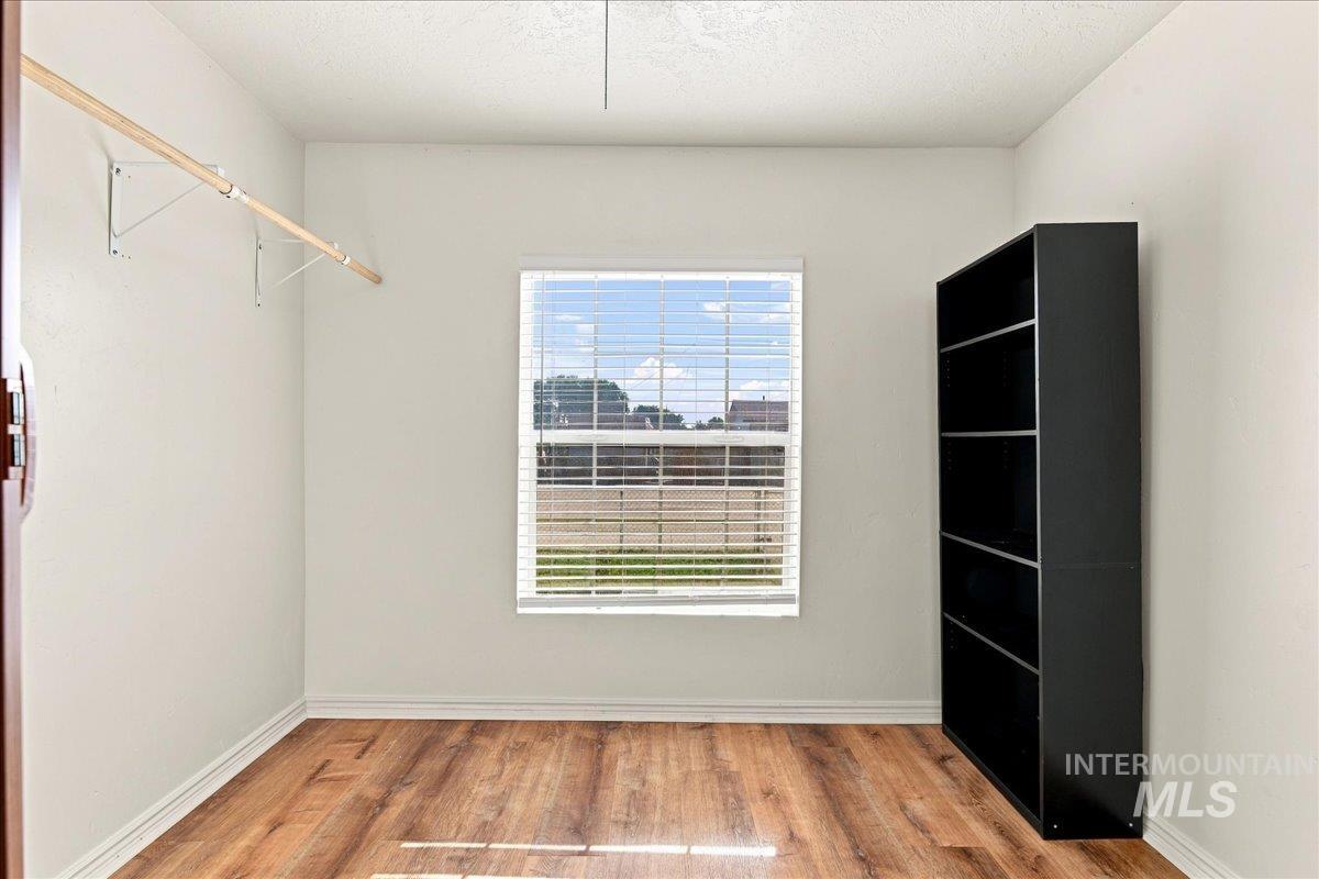 103 N Dewey Ave Property Photo 22