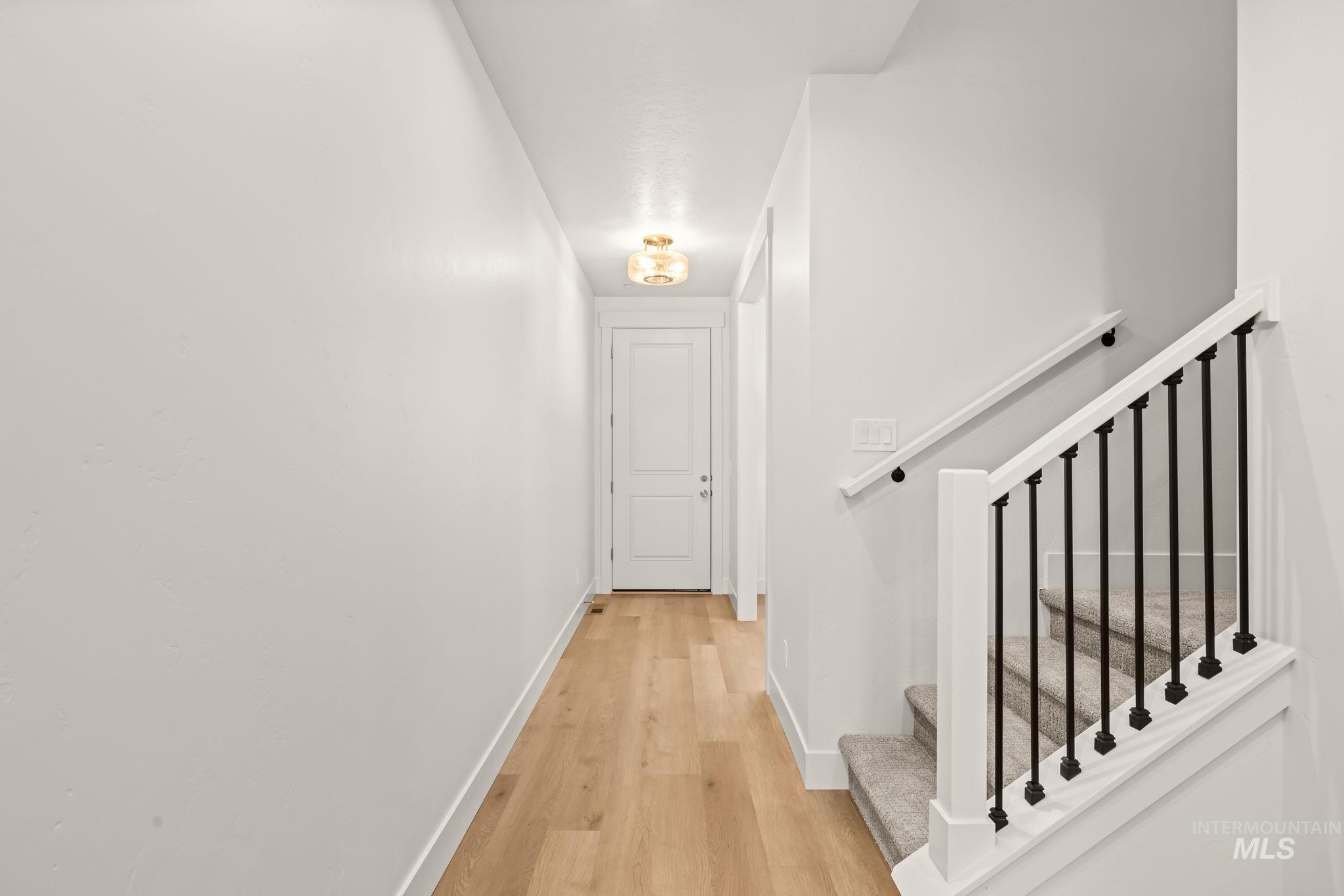 532 Hidden Mill Ct Property Photo 4
