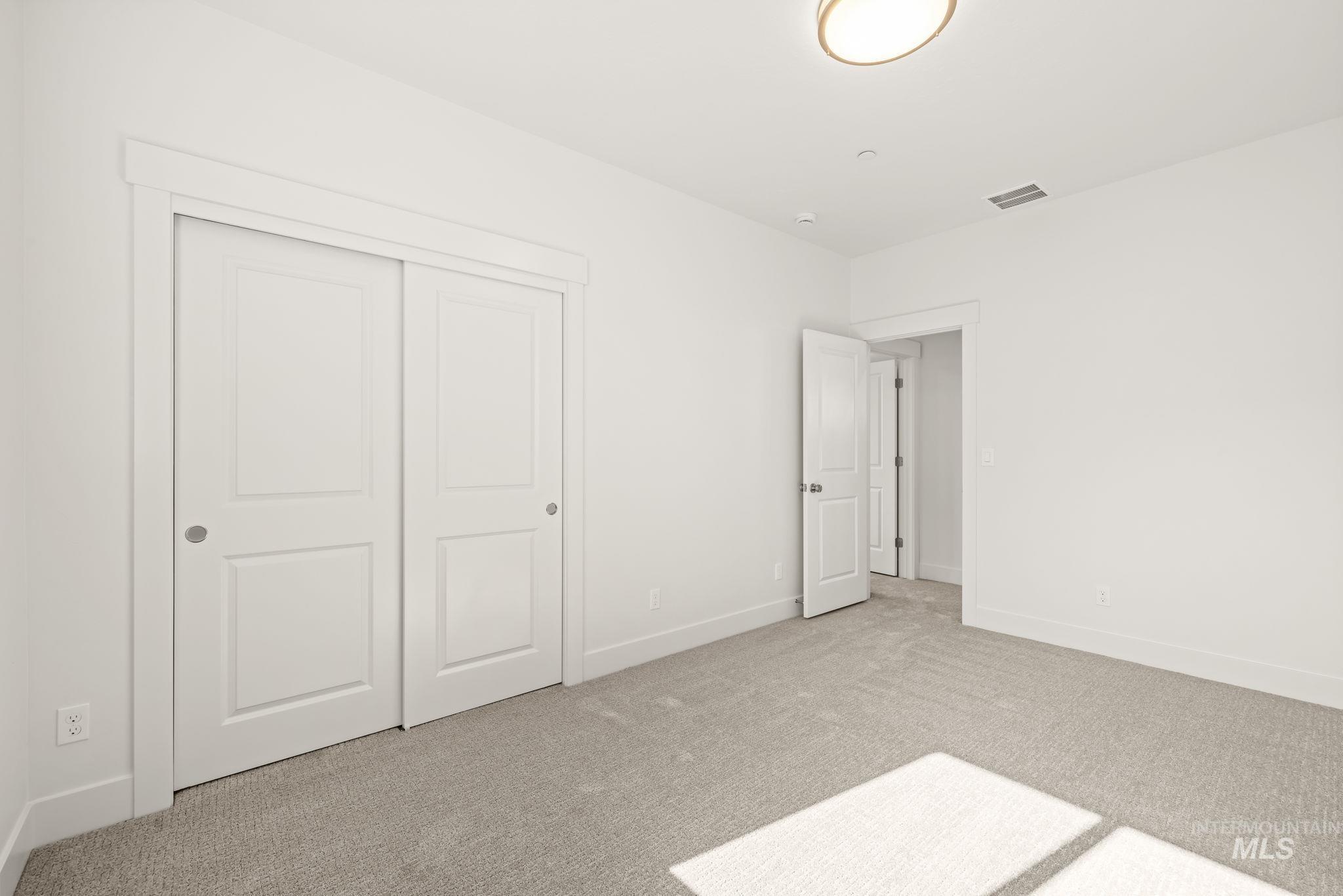 532 Hidden Mill Ct Property Photo 34