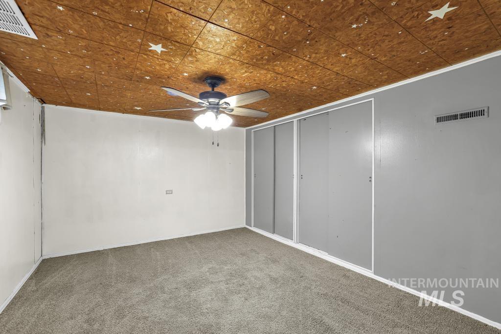 121 North Street Property Photo 21