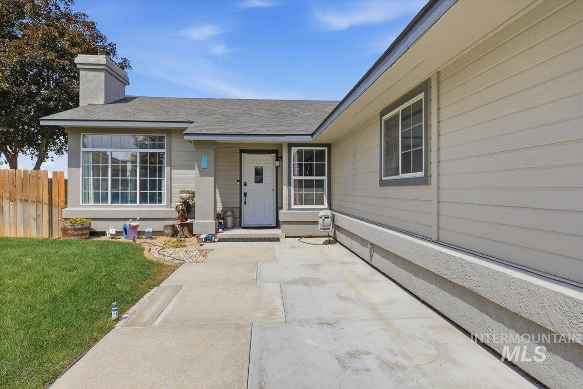 2800 Orion St Property Photo 2