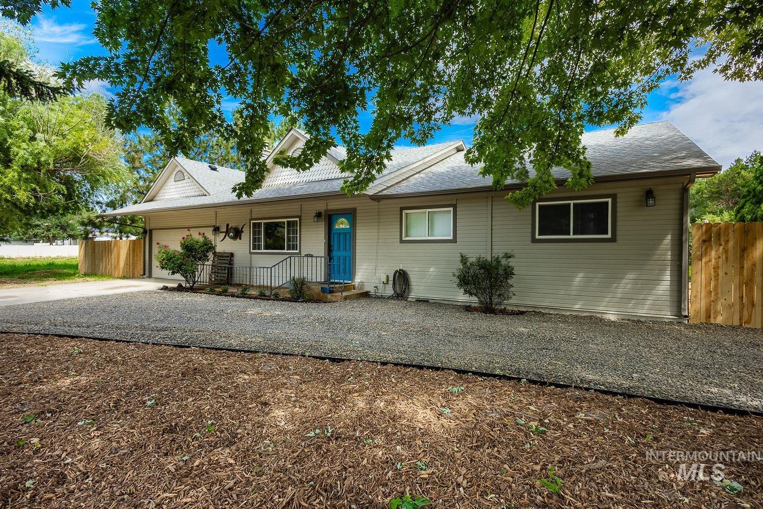 7166 S Cloverdale Property Photo 1