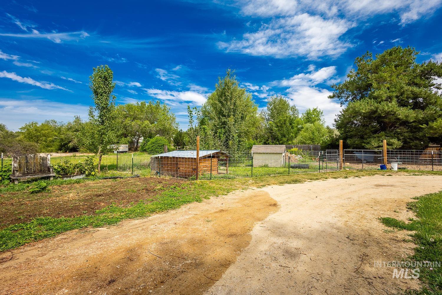 7166 S Cloverdale Property Photo 42