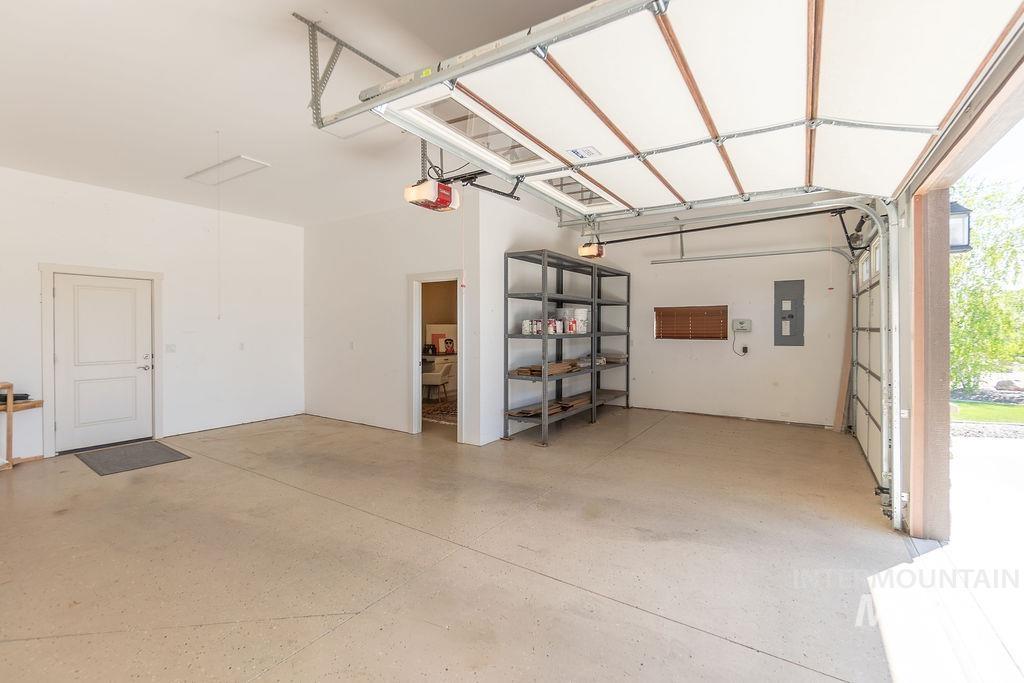 15350 Syrah Property Photo 48