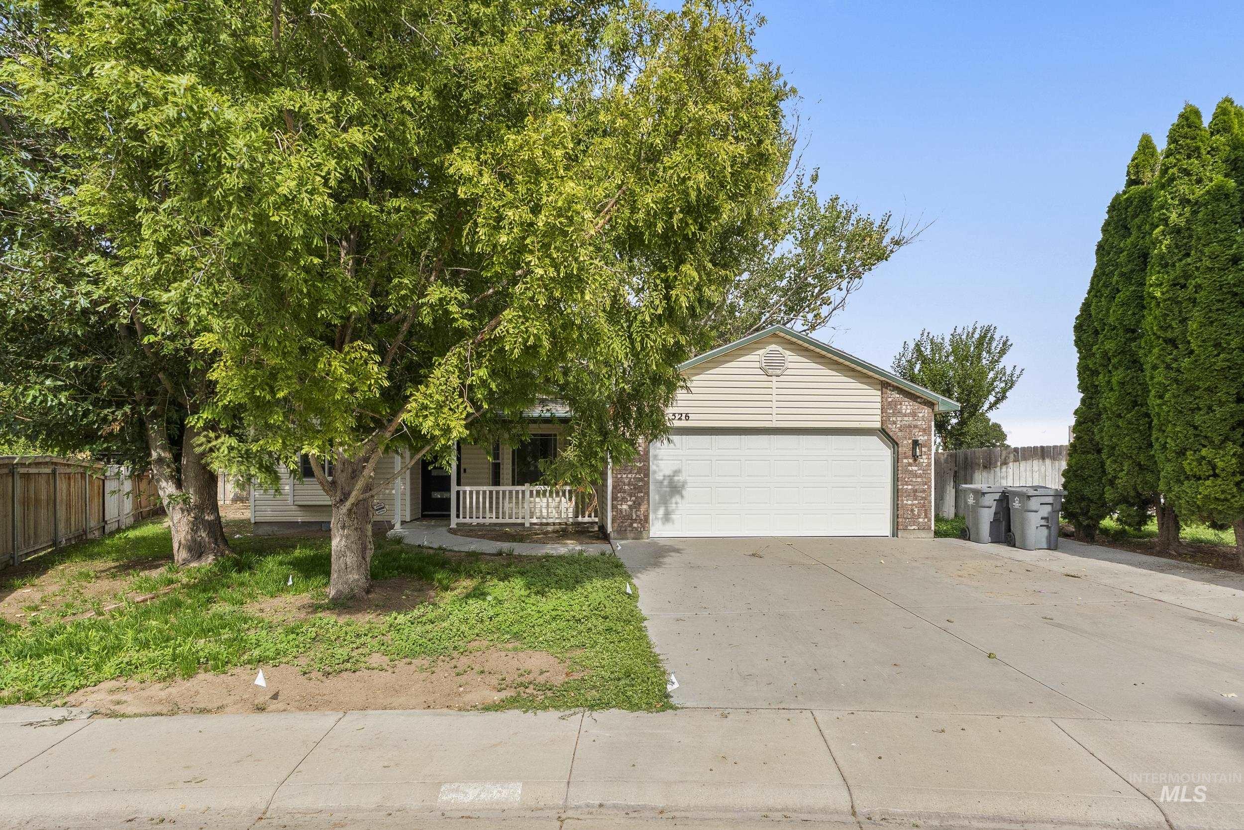 526 Lost Basin Ct Property Photo 1